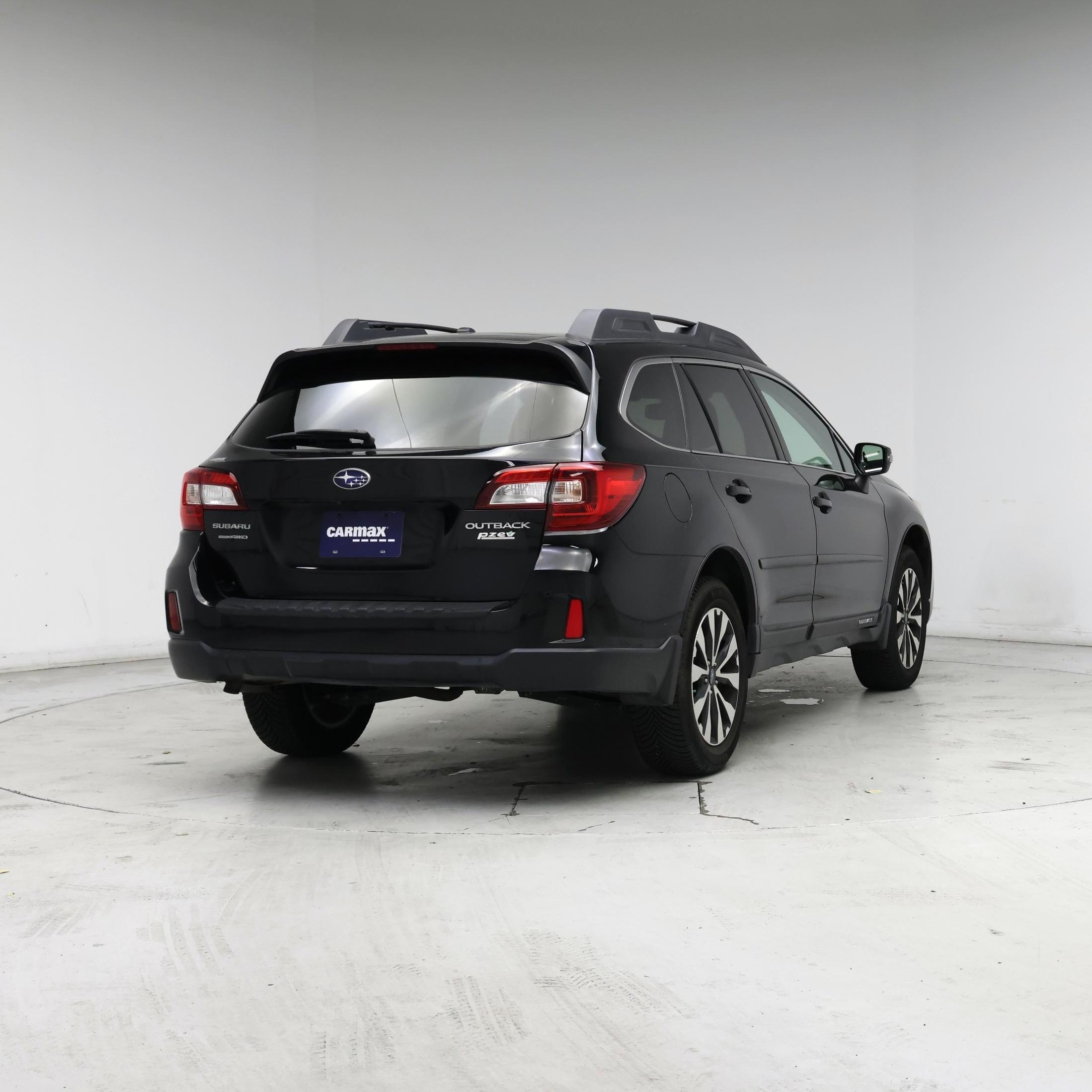 Thumbnail: 2015 Subaru Outback - 8