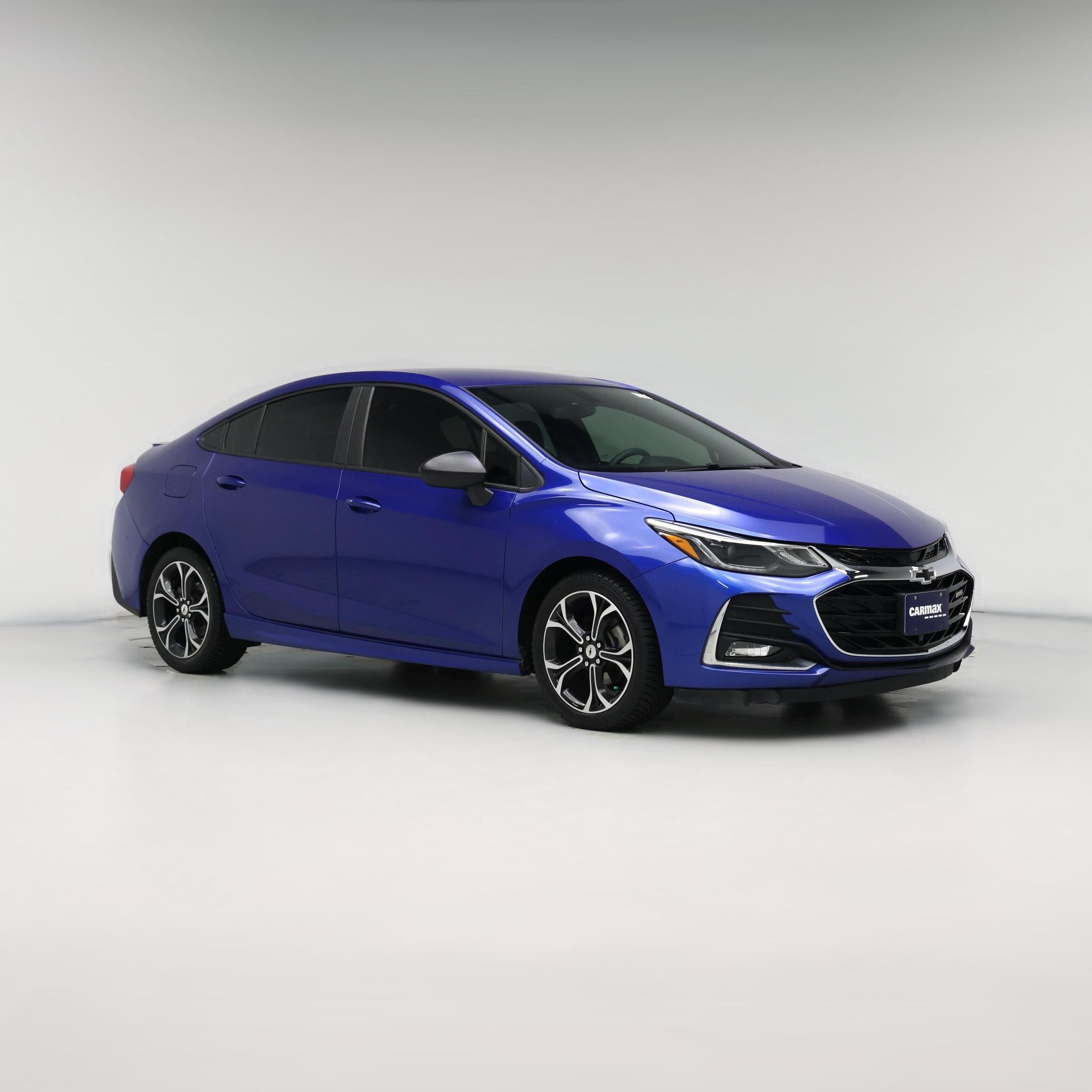 Thumbnail: 2019 Chevrolet Cruze - 1