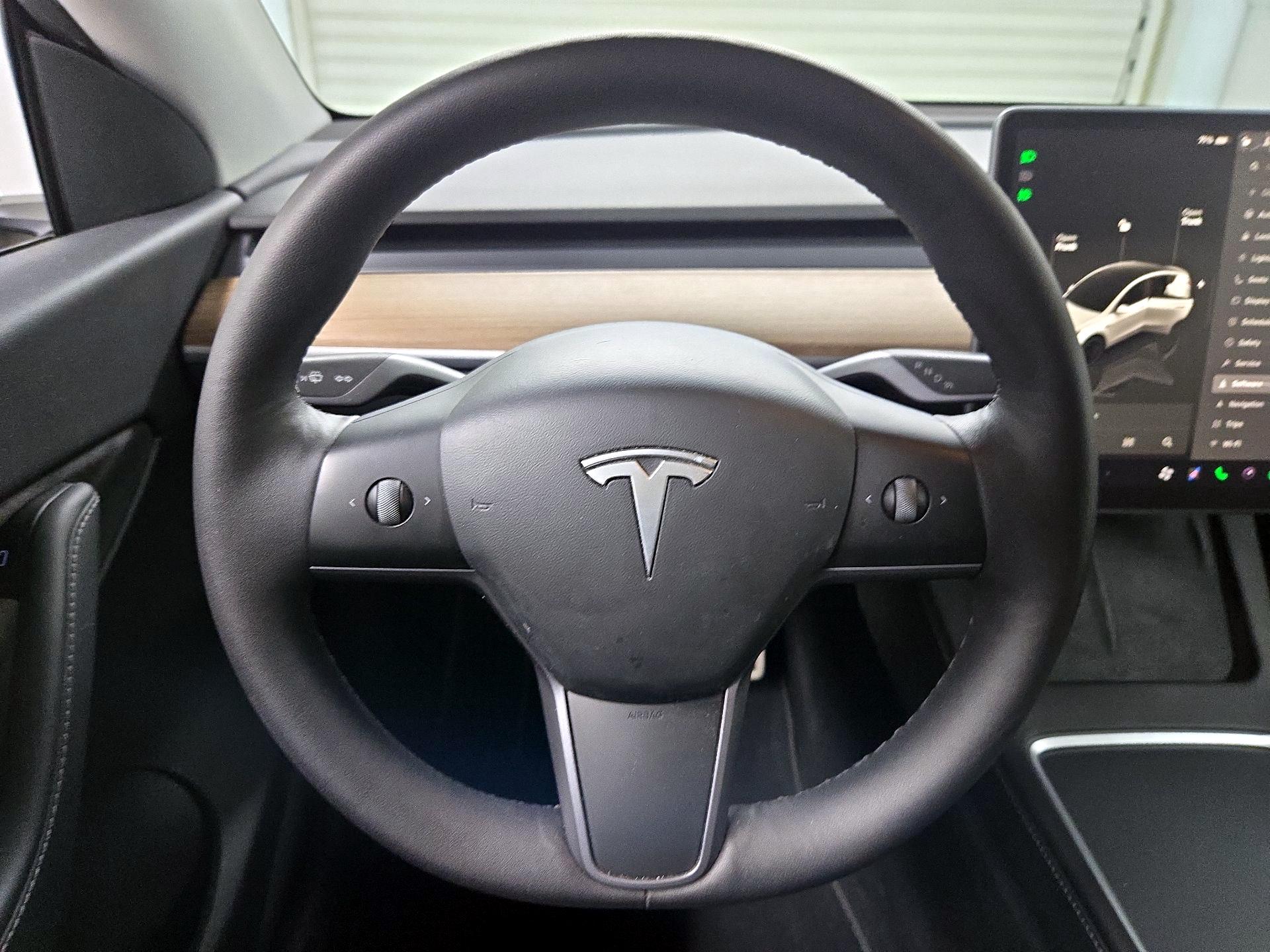 Thumbnail: 2022 Tesla Model Y - 10