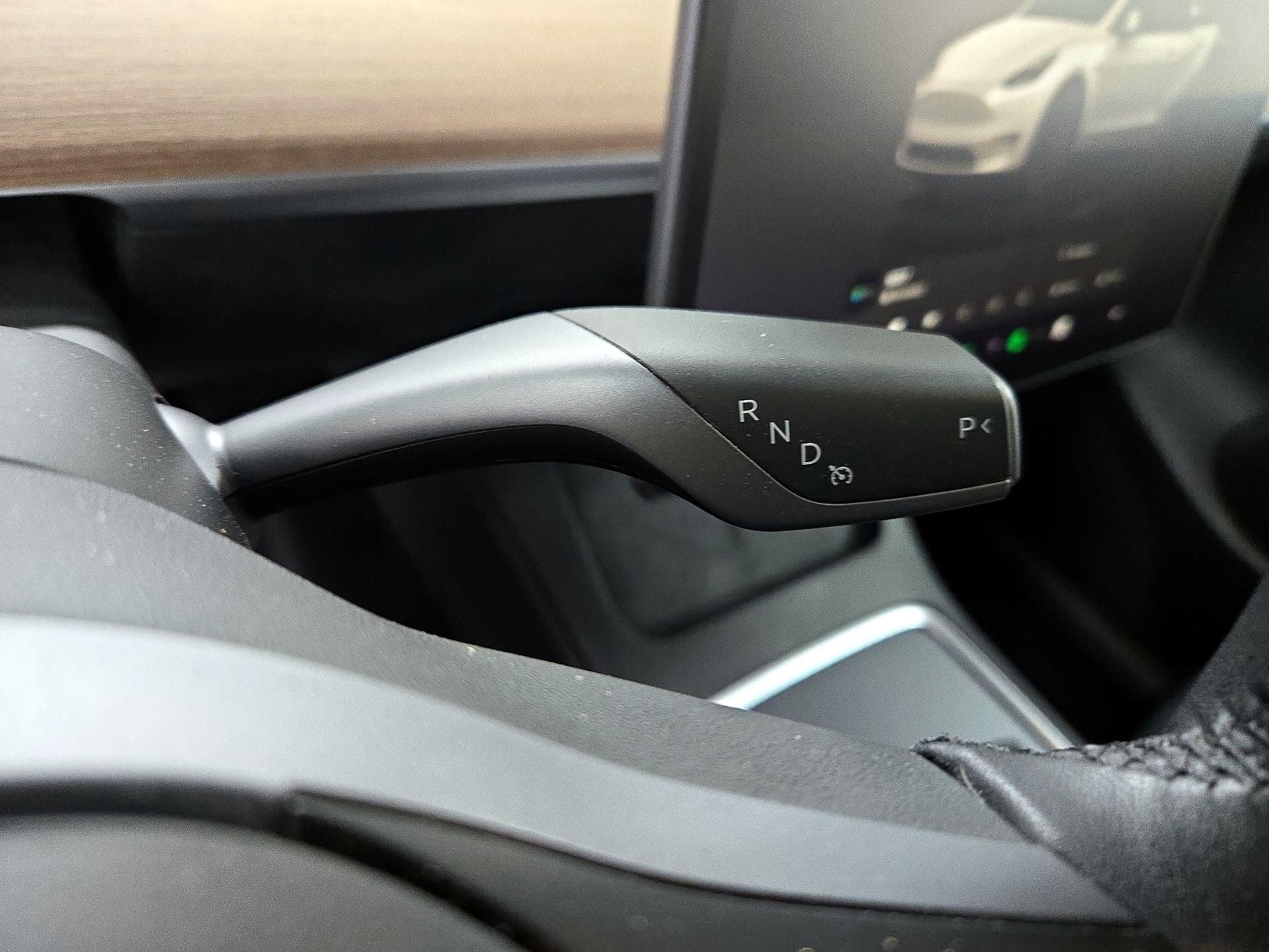 Thumbnail: 2022 Tesla Model Y - 17