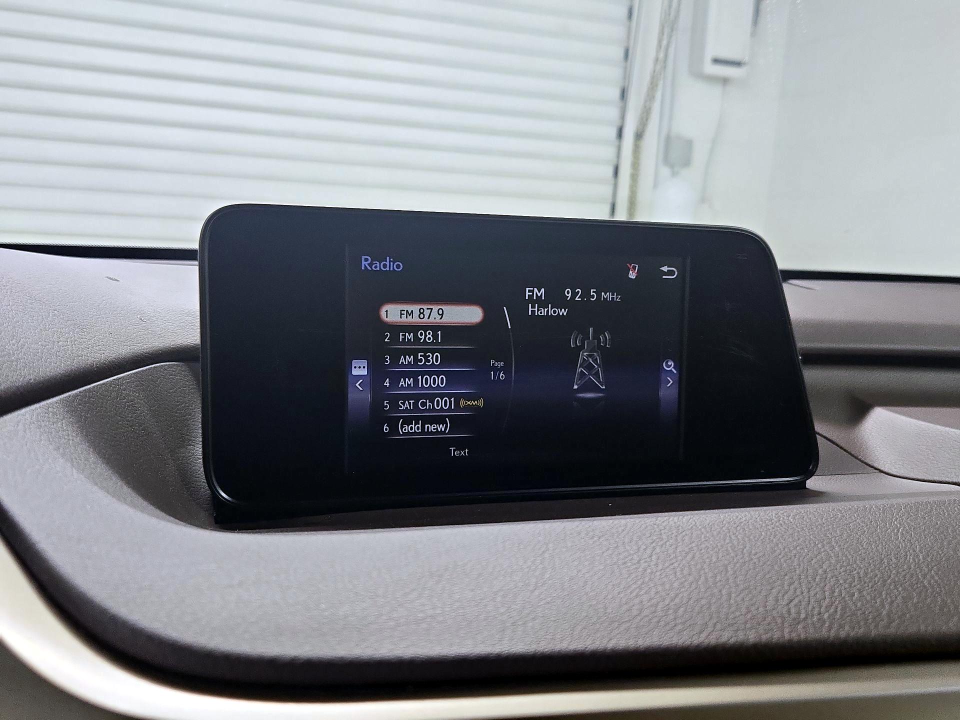 Thumbnail: 2017 Lexus RX - 15