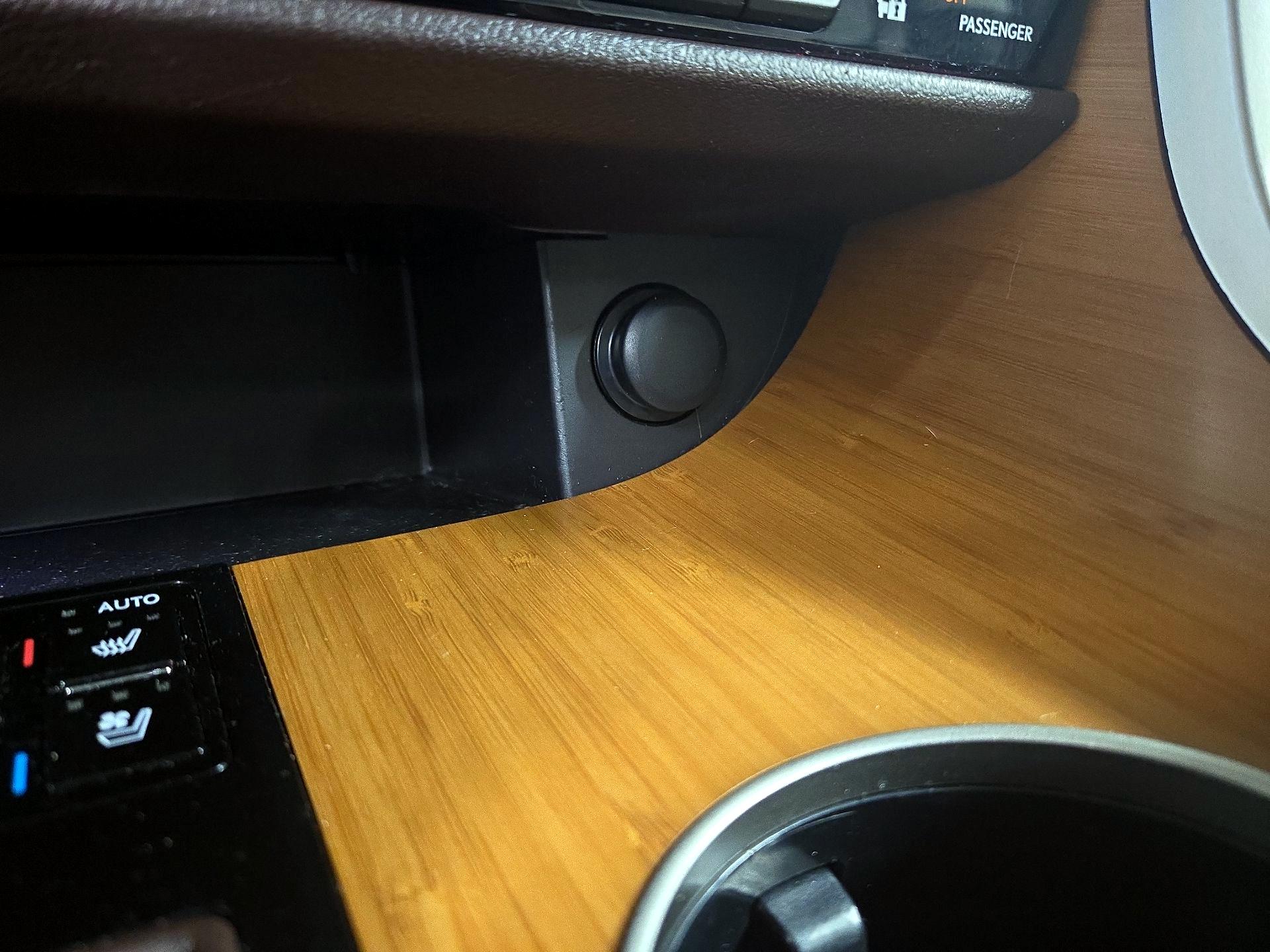 Thumbnail: 2017 Lexus RX - 18