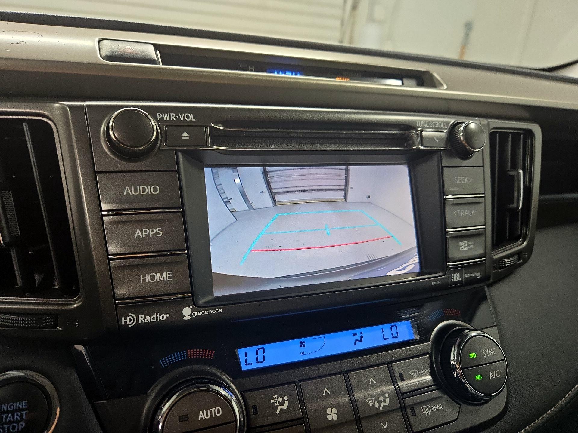 Thumbnail: 2015 Toyota RAV4 - 14