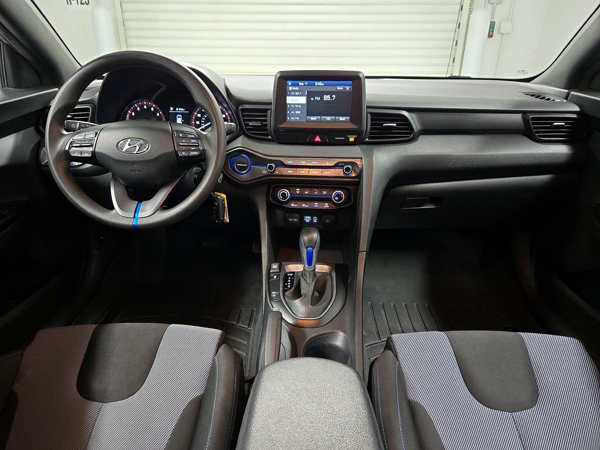 Thumbnail: 2019 Hyundai Veloster - 9