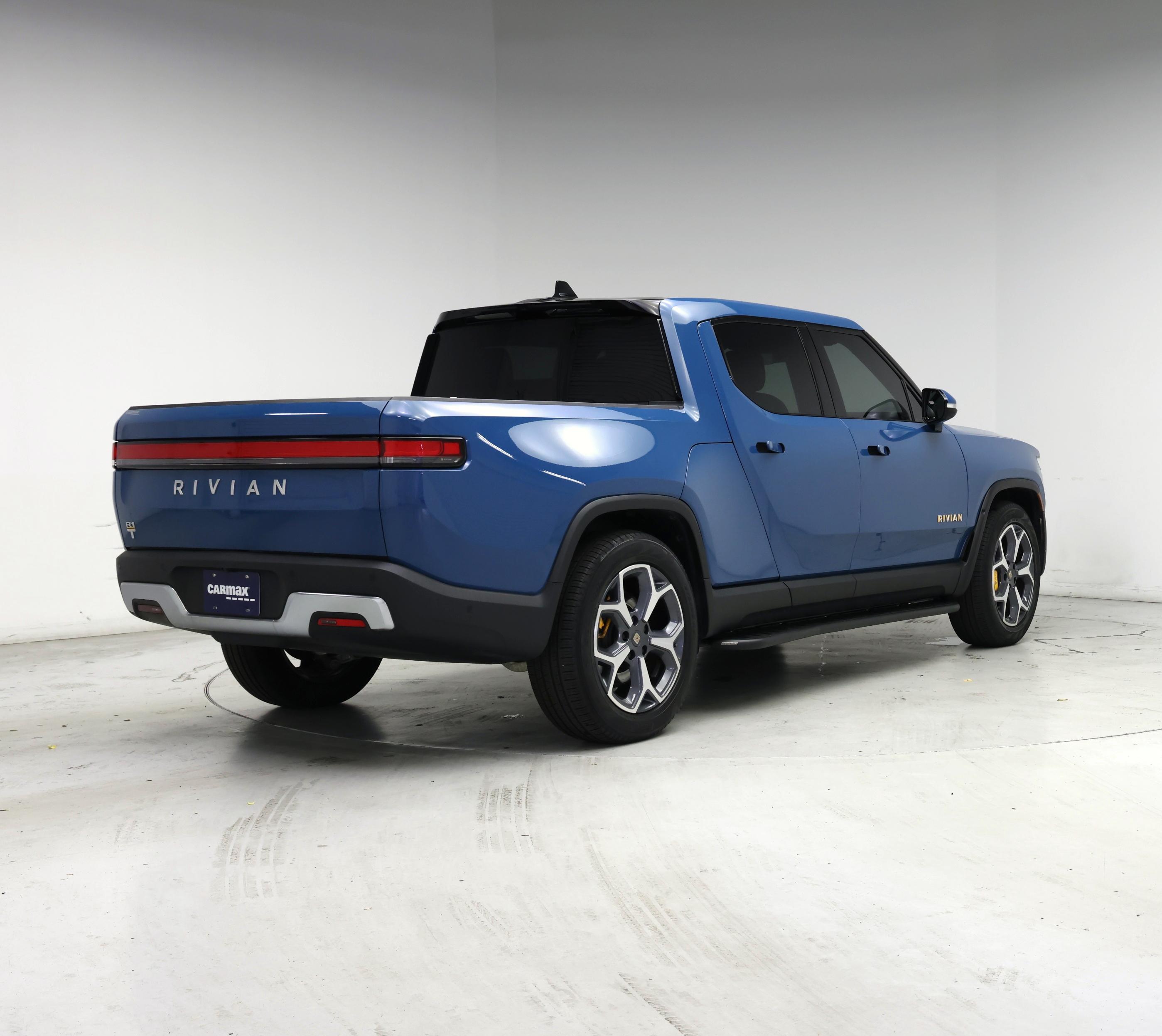 Thumbnail: 2022 Rivian R1T - 8