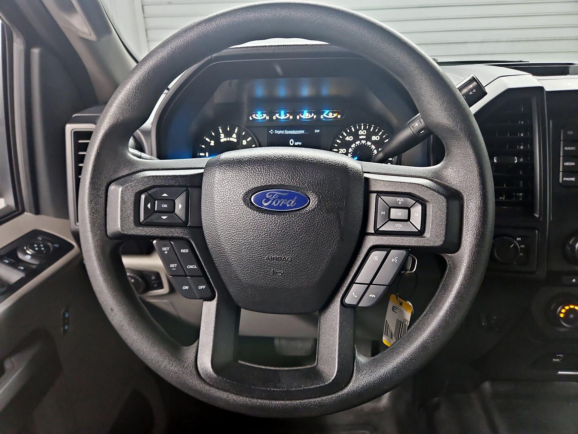 Thumbnail: 2016 Ford F-150 - 10