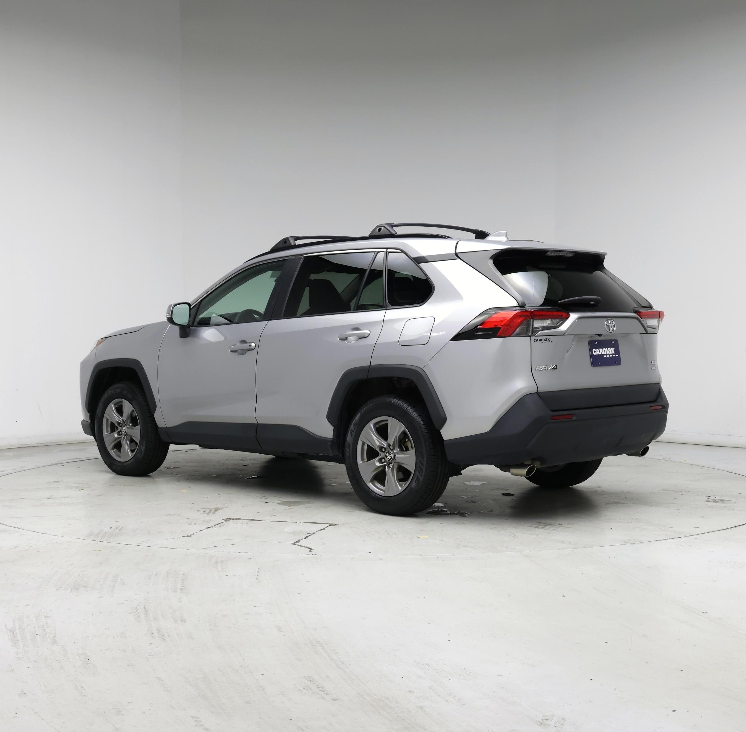 Thumbnail: 2022 Toyota RAV4 - 2