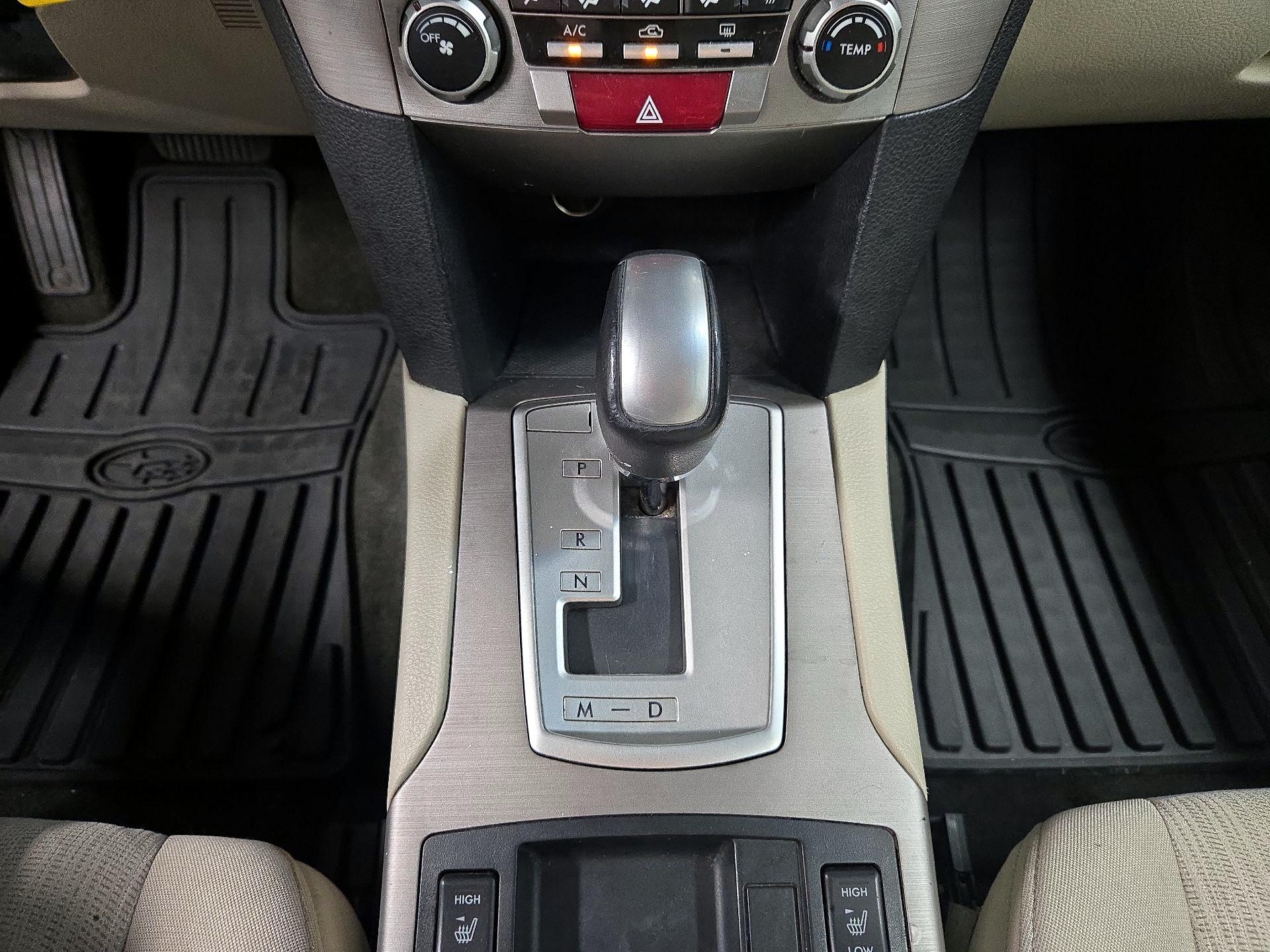 Thumbnail: 2014 Subaru Outback - 17