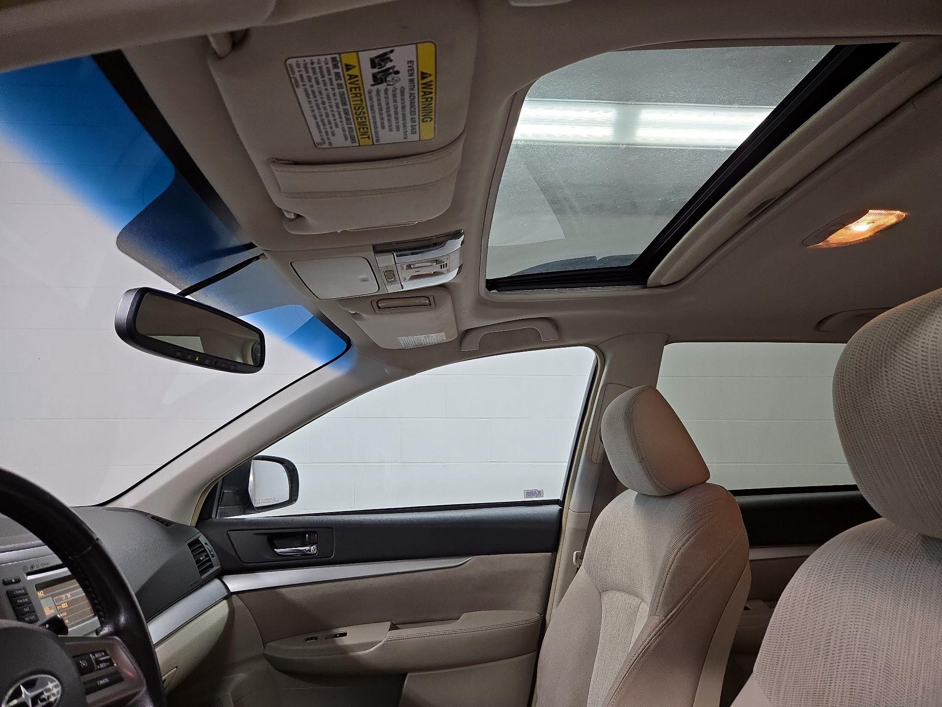 Thumbnail: 2014 Subaru Outback - 19
