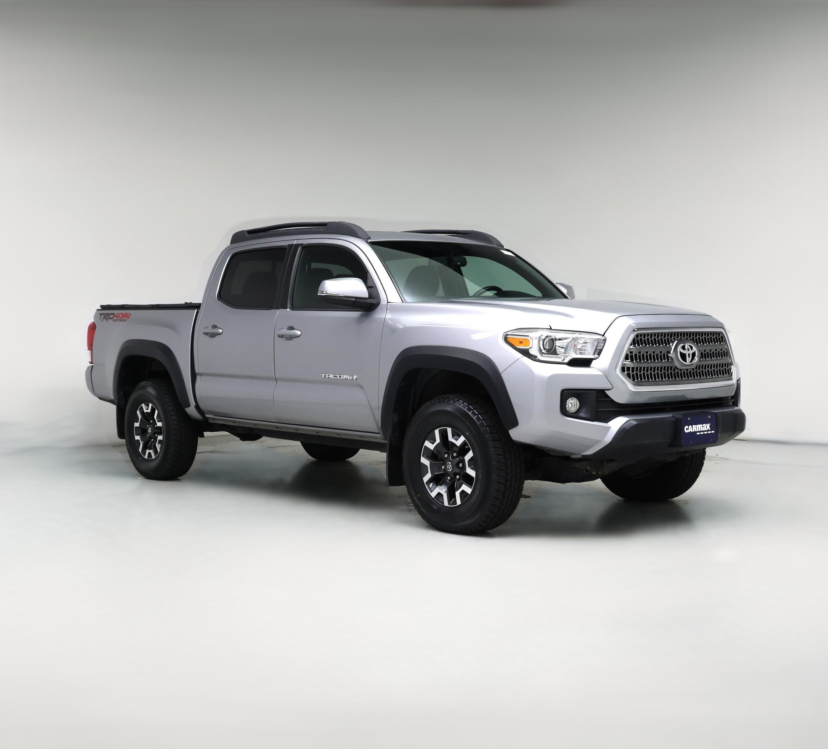 Thumbnail: 2016 Toyota Tacoma - 1