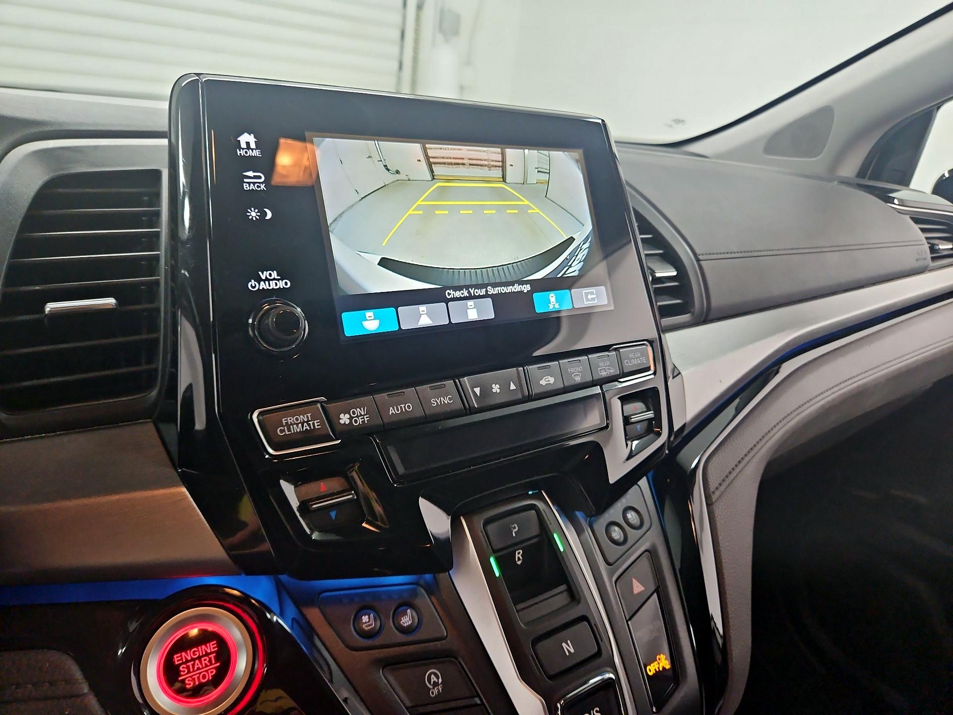 Thumbnail: 2019 Honda Odyssey - 15