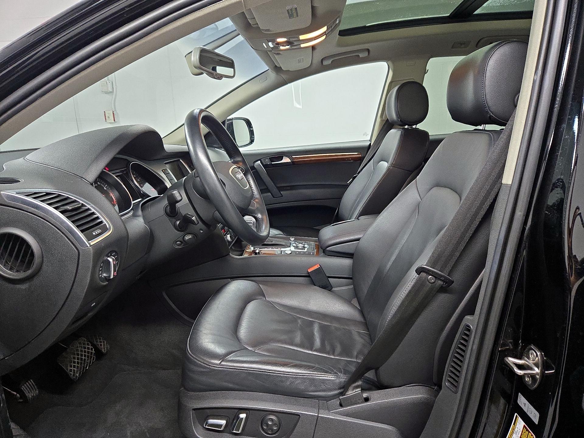 Thumbnail: 2015 Audi Q7 - 11