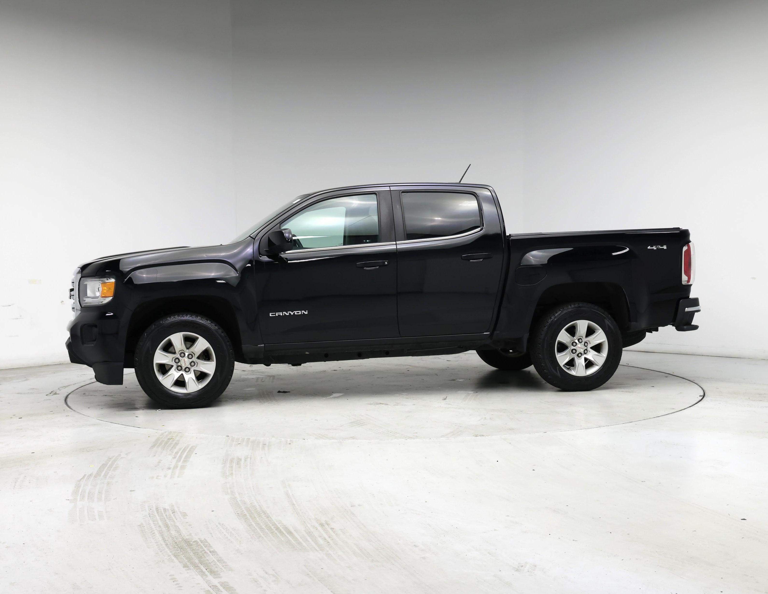 Thumbnail: 2018 GMC Canyon - 3