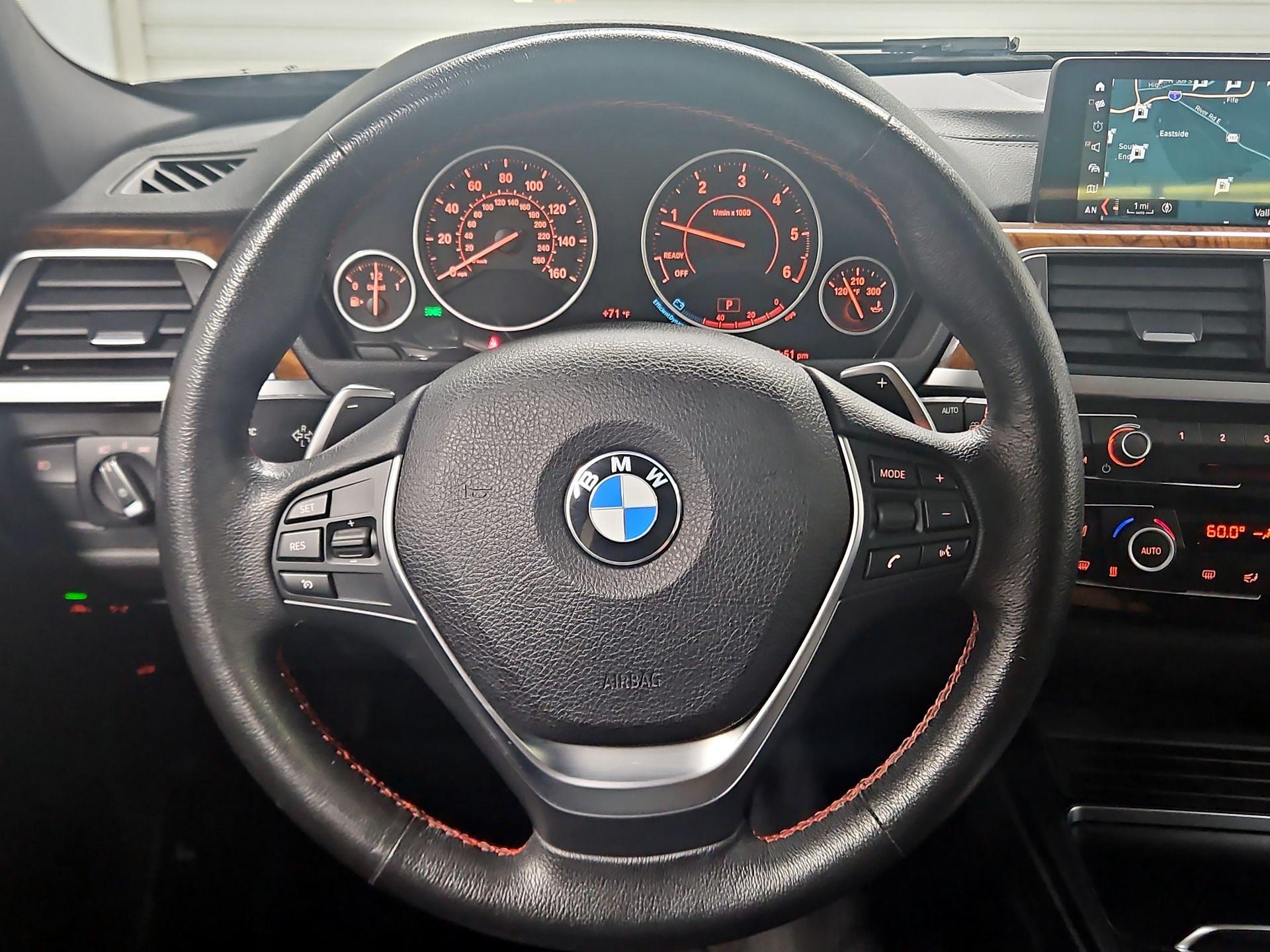 Thumbnail: 2018 BMW 3 Series - 10