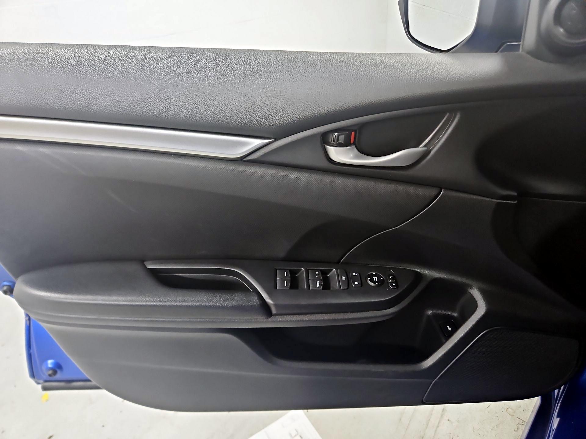 Thumbnail: 2019 Honda Civic - 12