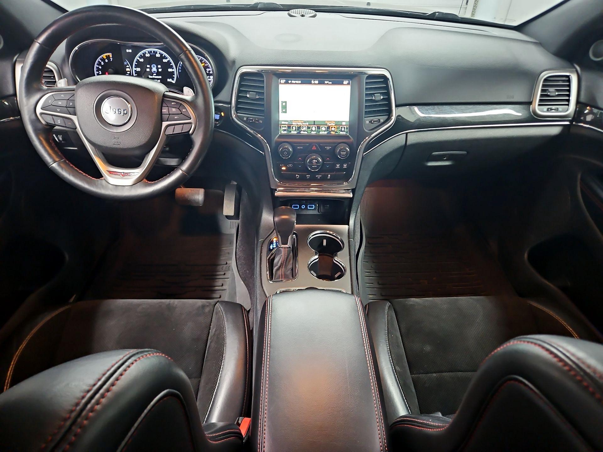 Thumbnail: 2018 Jeep Grand Cherokee - 9