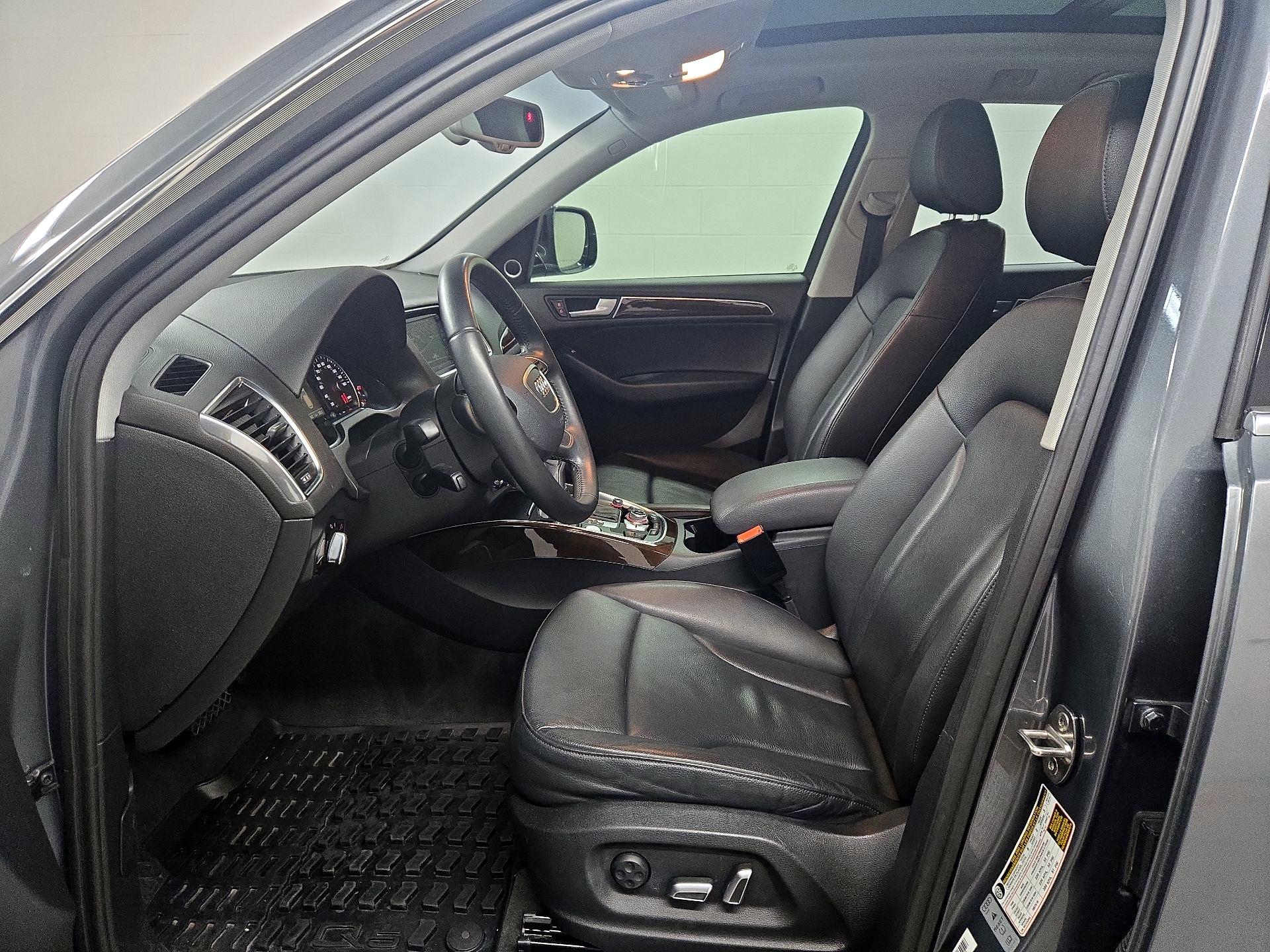 Thumbnail: 2016 Audi Q5 - 11