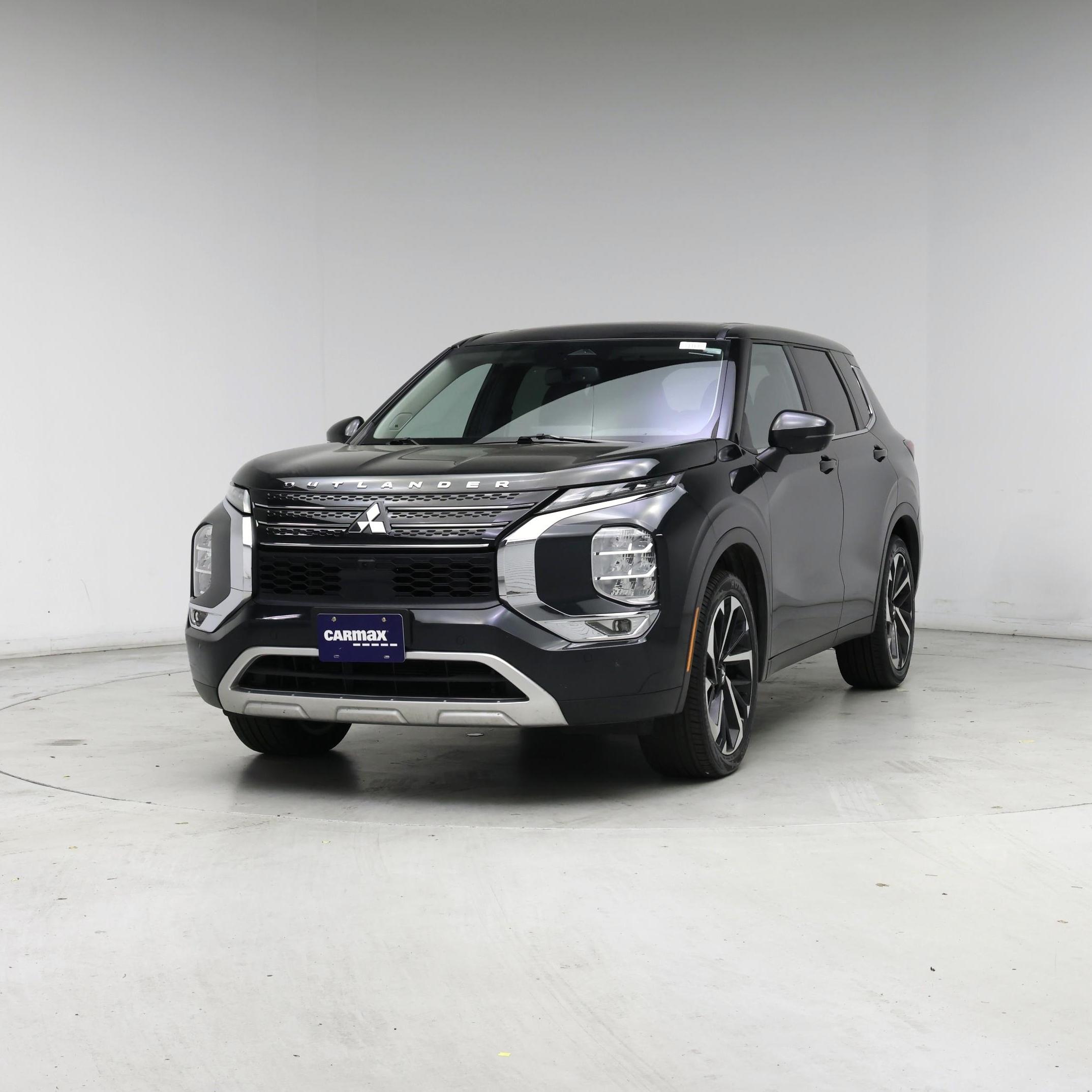 Thumbnail: 2022 Mitsubishi Outlander - 4