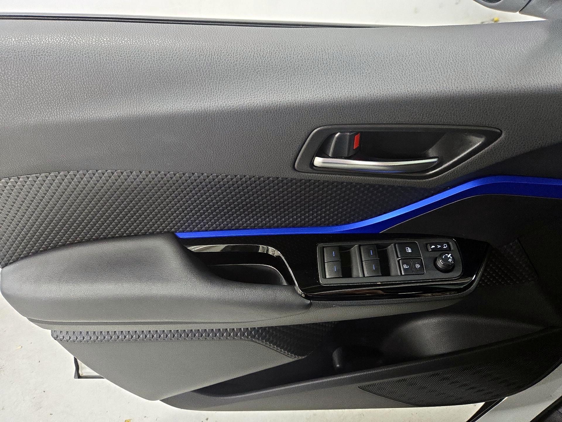 Thumbnail: 2021 Toyota C-HR - 12
