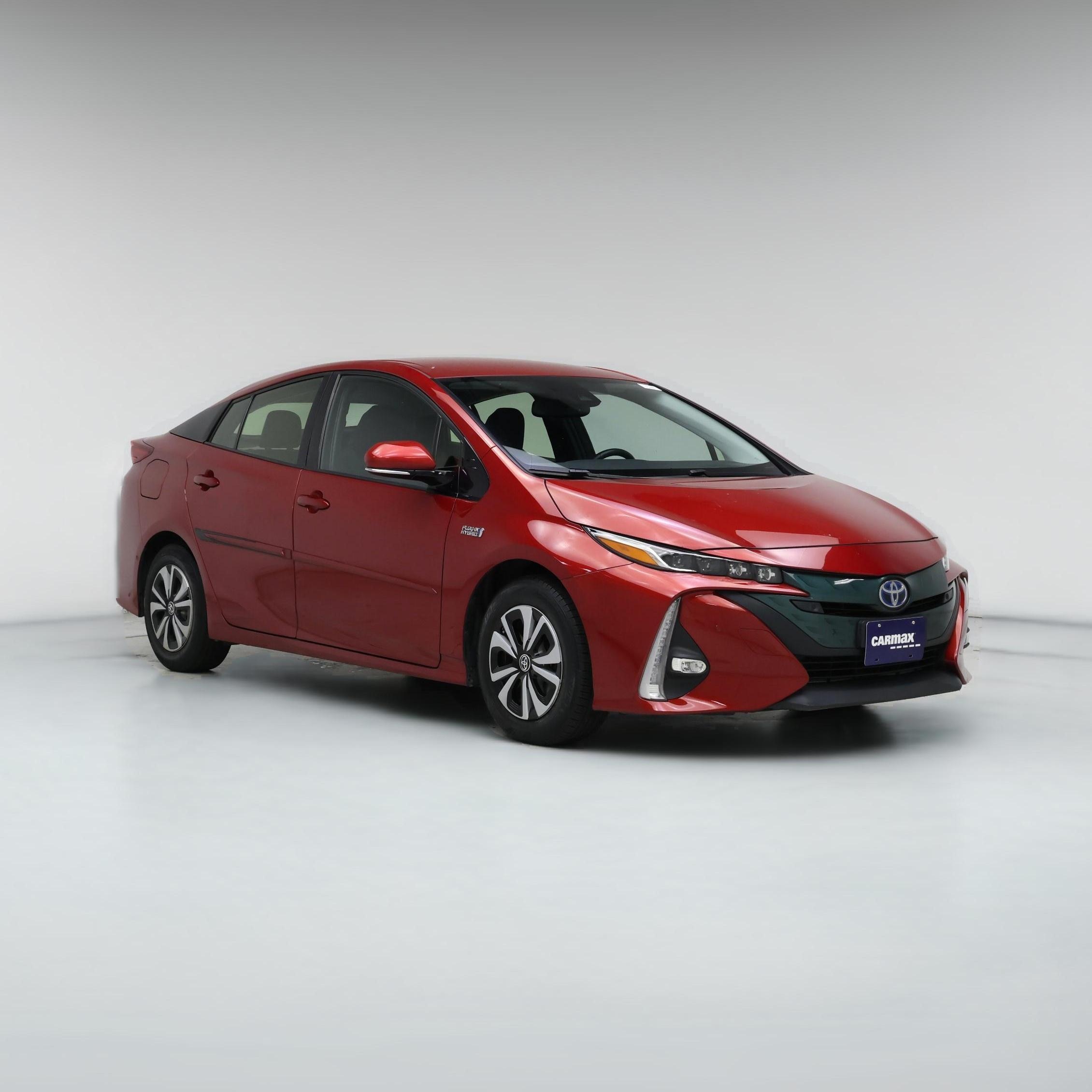 Thumbnail: 2017 Toyota Prius Prime - 1