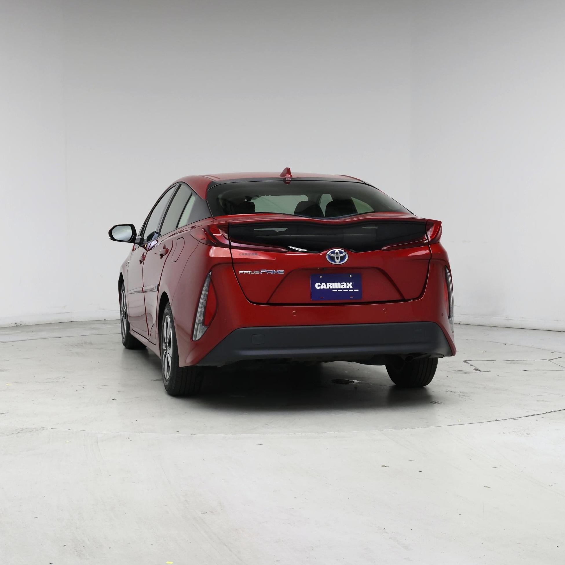 Thumbnail: 2017 Toyota Prius Prime - 6