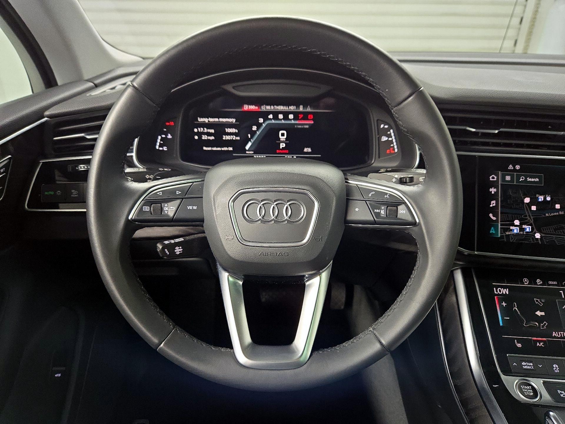 Thumbnail: 2022 Audi Q7 - 10