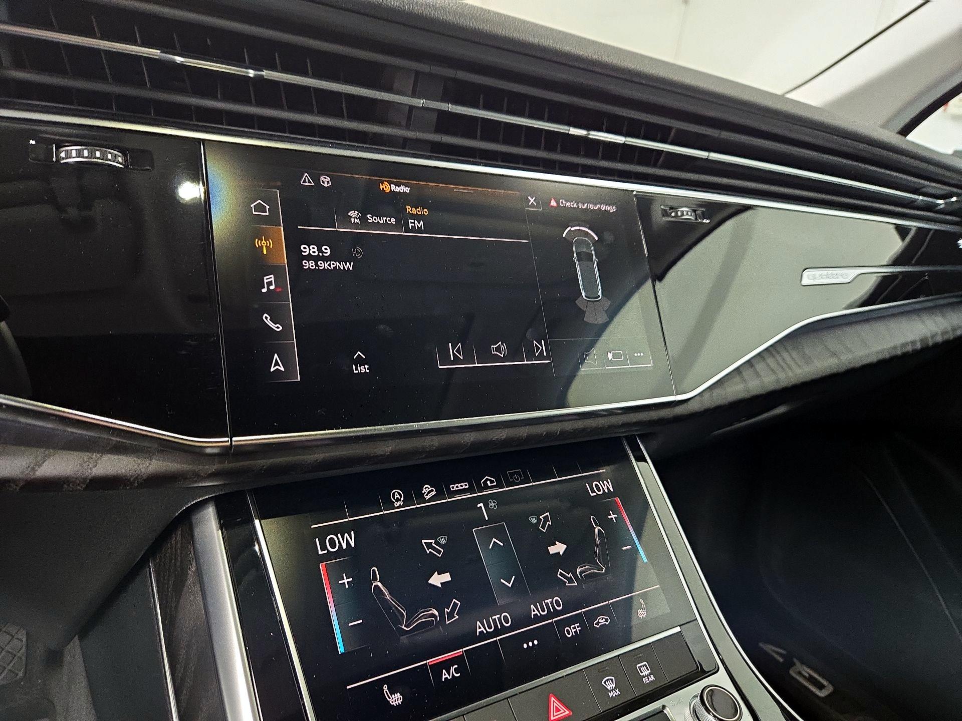 Thumbnail: 2022 Audi Q7 - 16