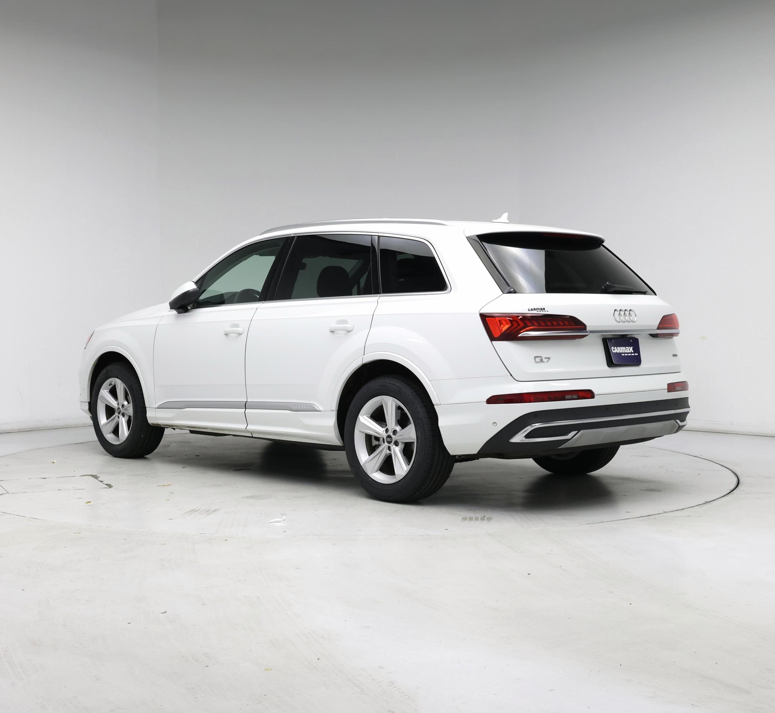 Thumbnail: 2022 Audi Q7 - 2