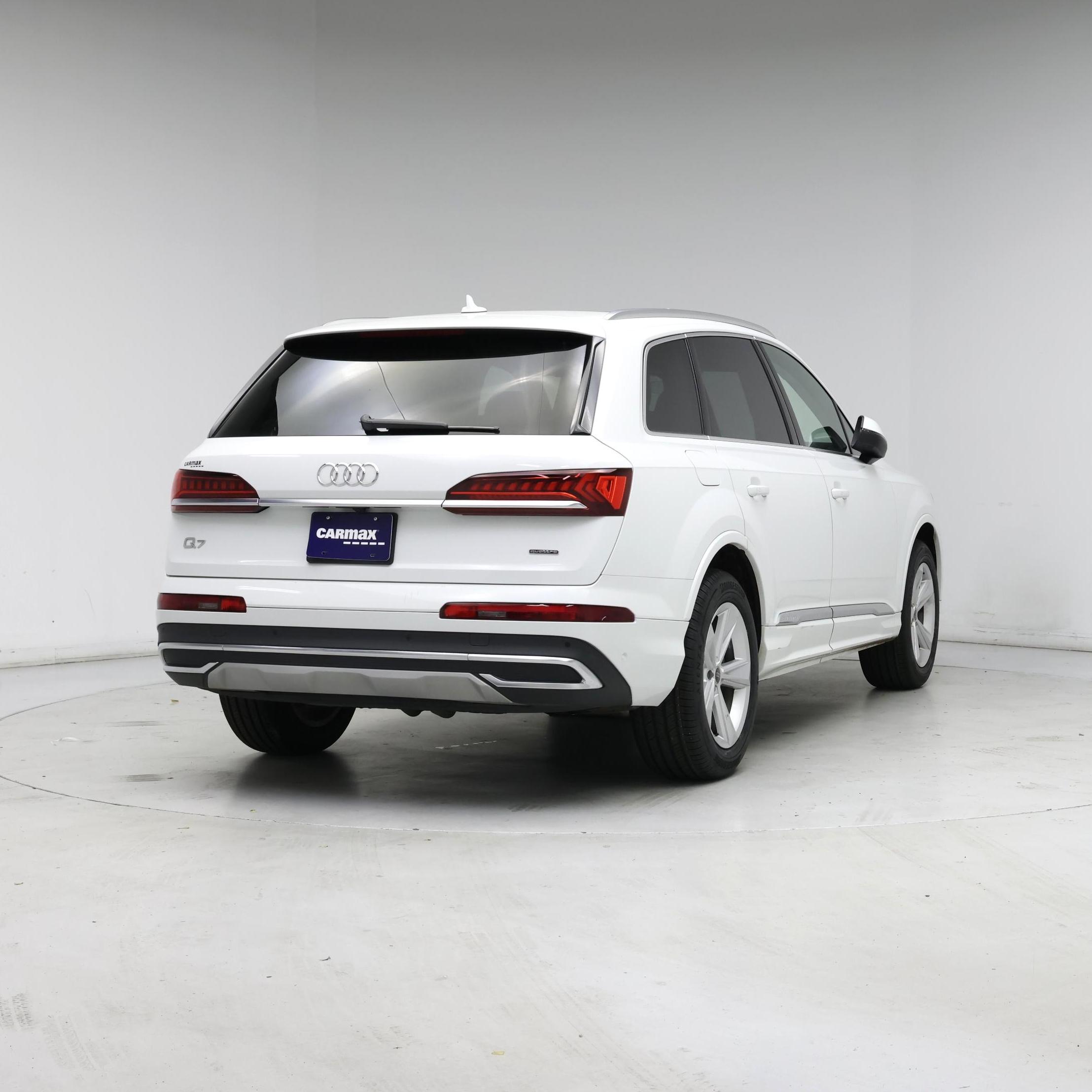 Thumbnail: 2022 Audi Q7 - 8