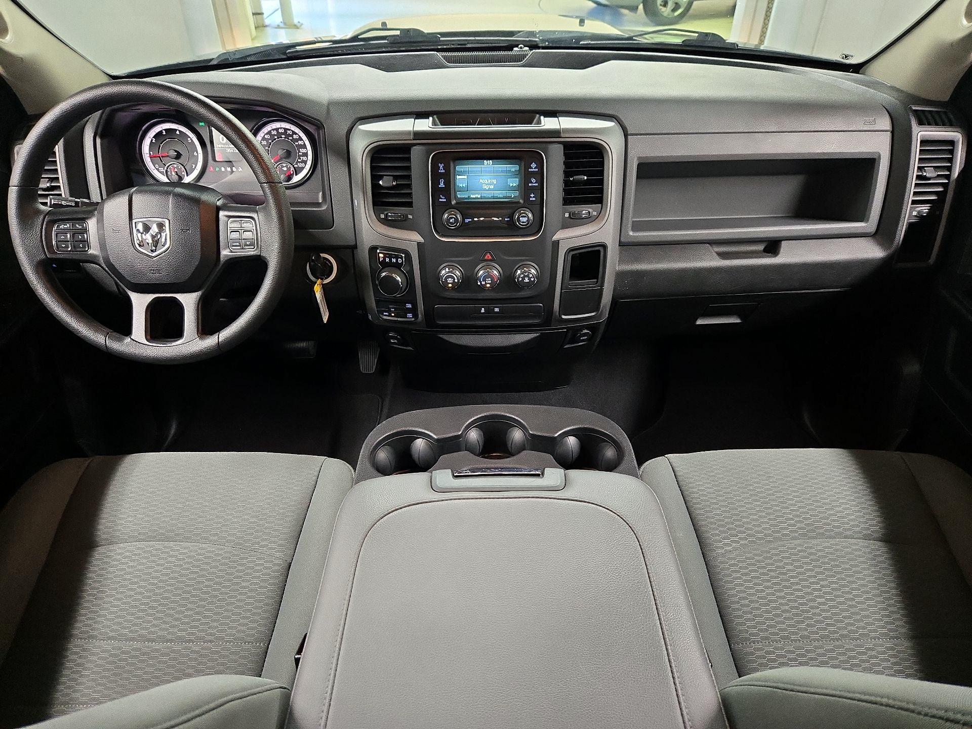 Thumbnail: 2019 RAM 1500 Classic - 9