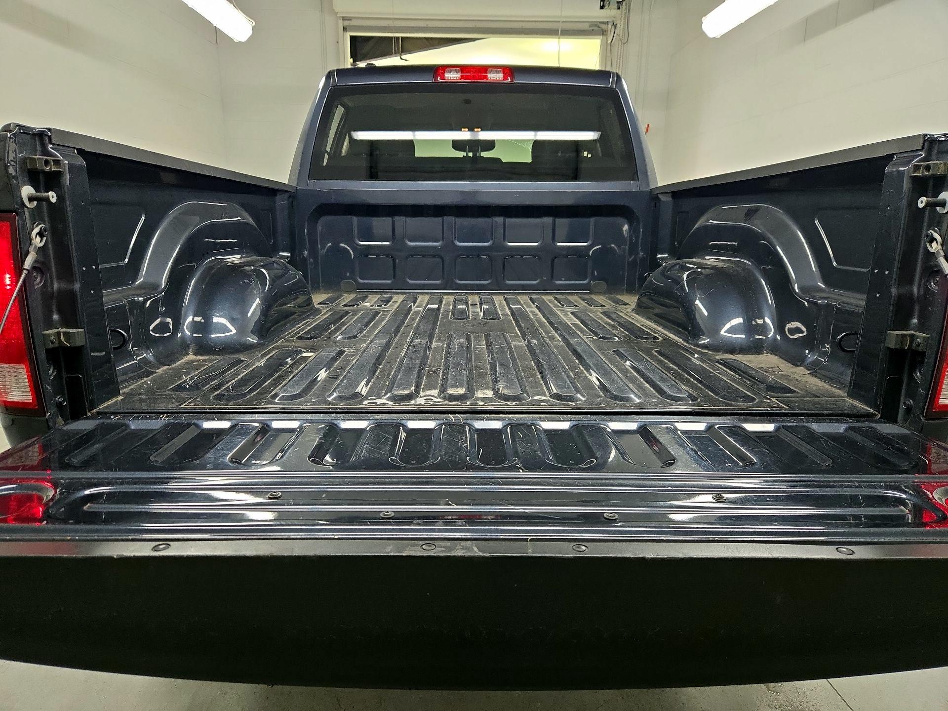 Thumbnail: 2019 RAM 1500 Classic - 20