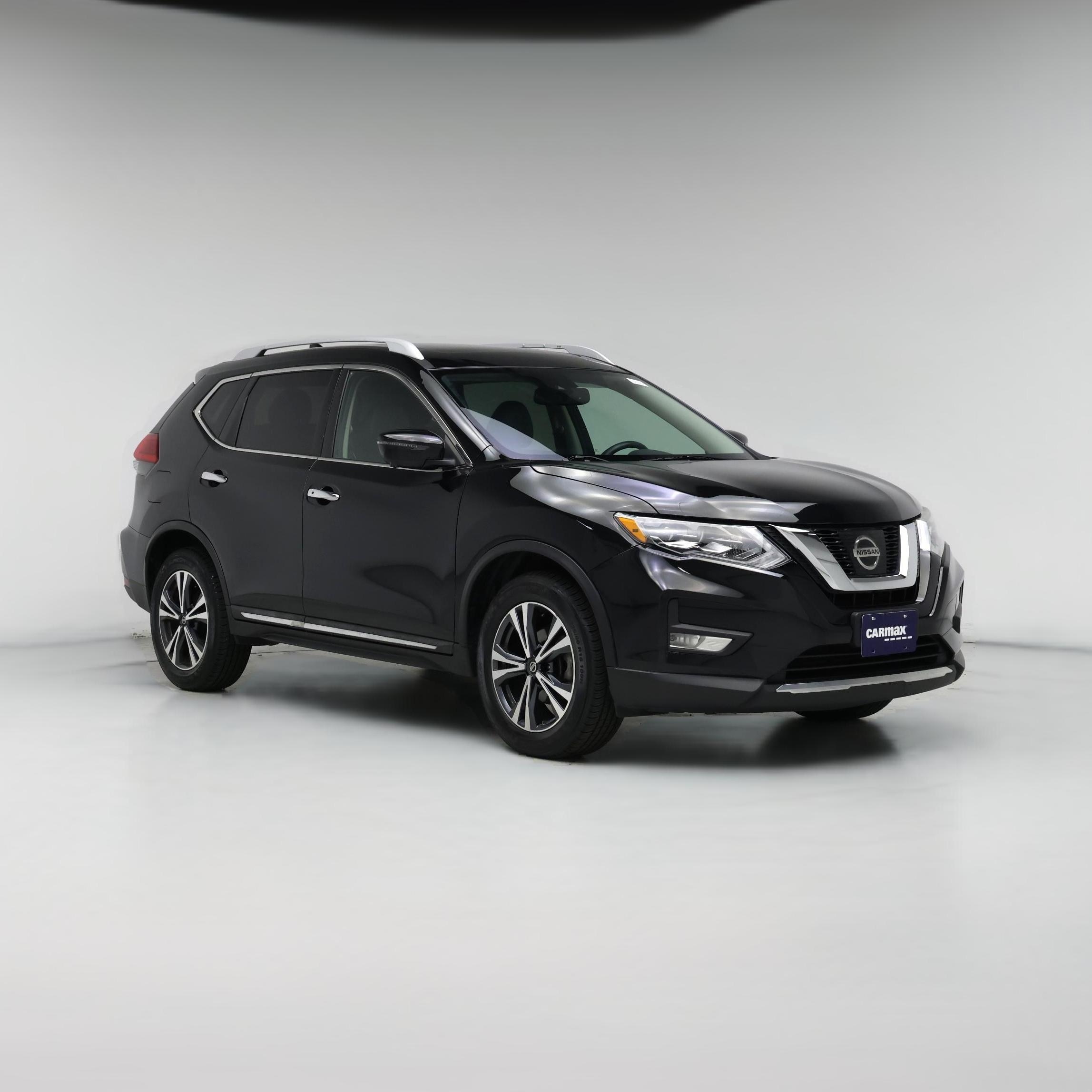 Thumbnail: 2017 Nissan Rogue - 1