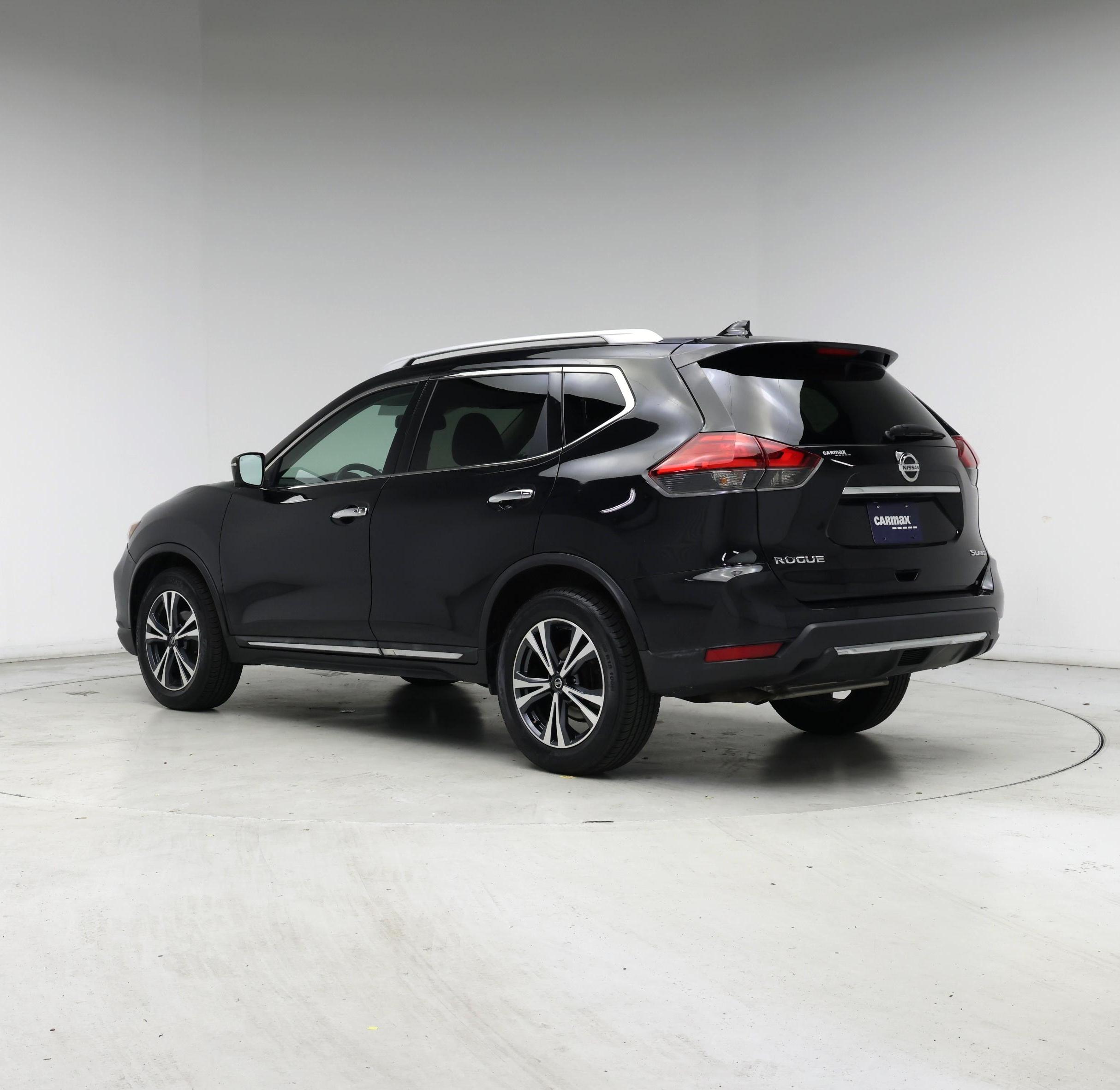 Thumbnail: 2017 Nissan Rogue - 2