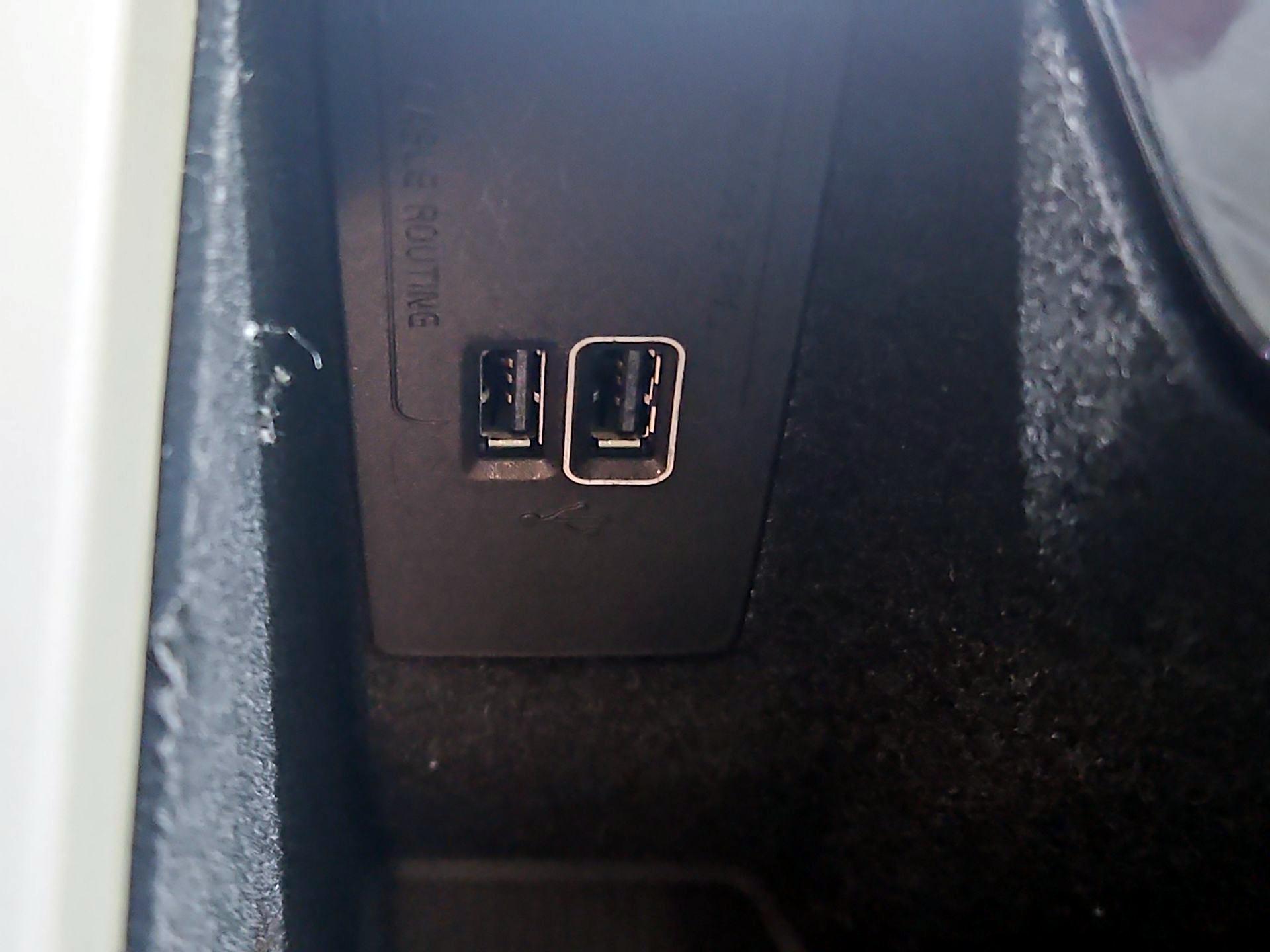 Thumbnail: 2021 Volvo XC60 - 18