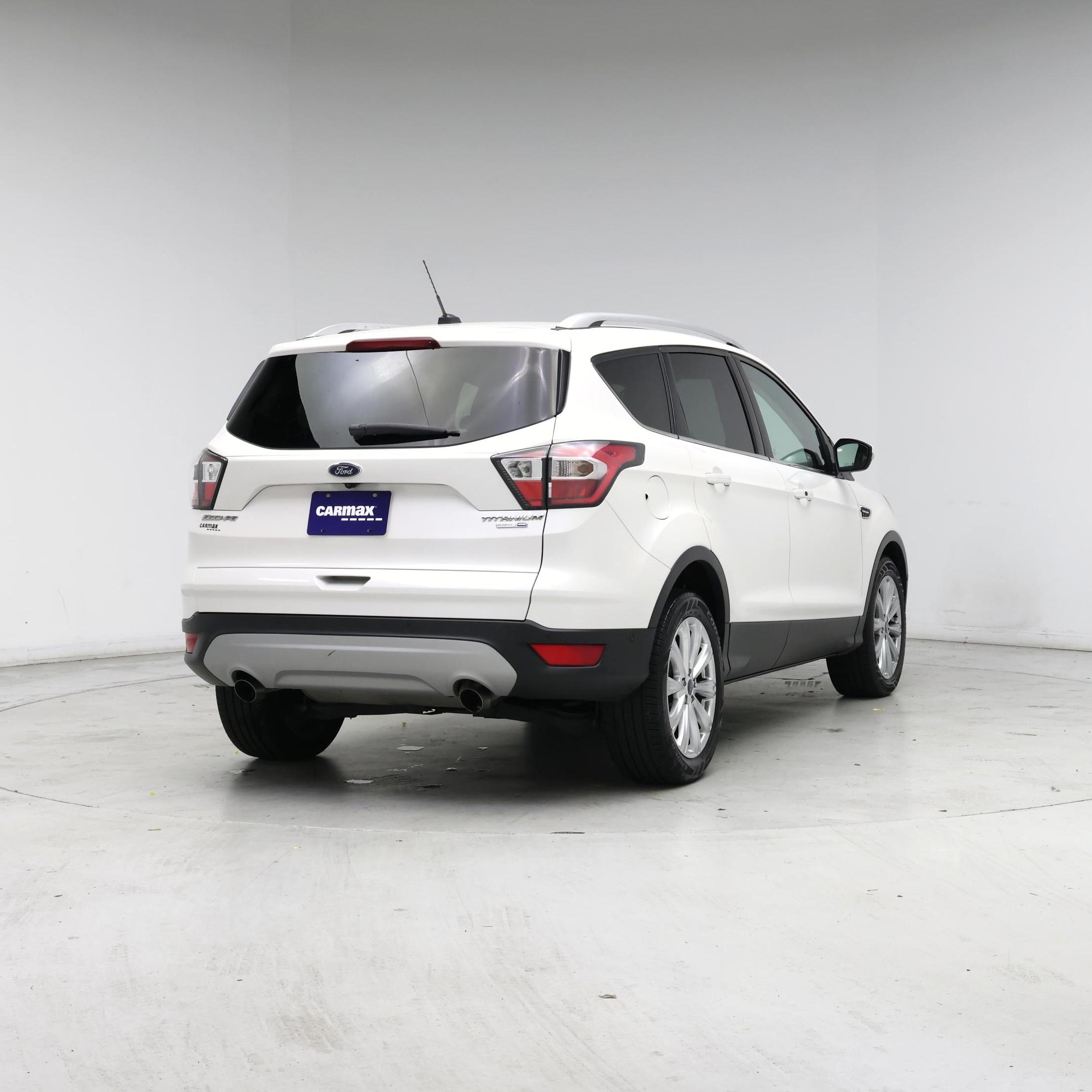 Thumbnail: 2017 Ford Escape - 8