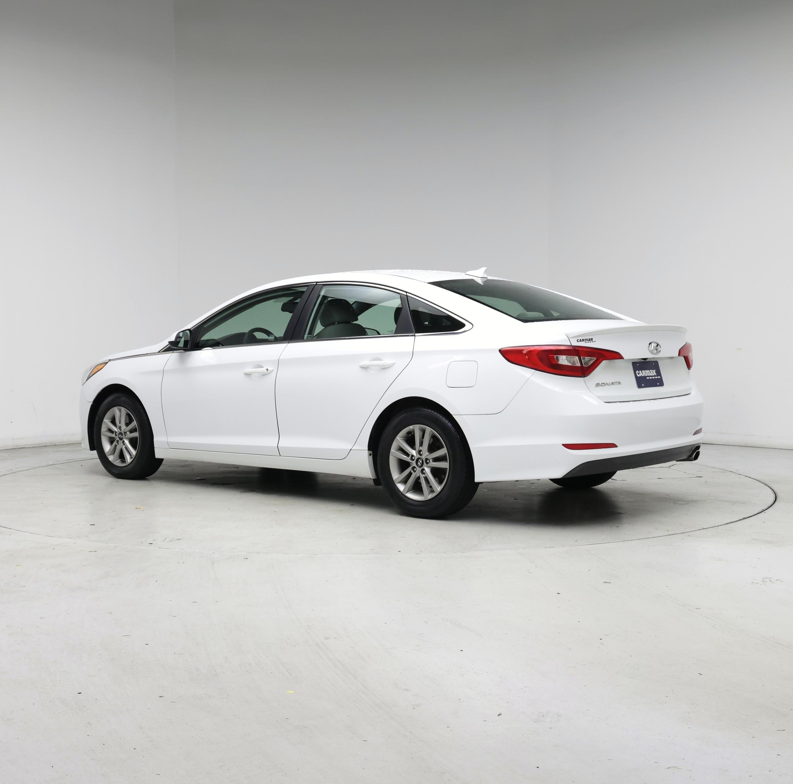 Thumbnail: 2016 Hyundai Sonata - 2