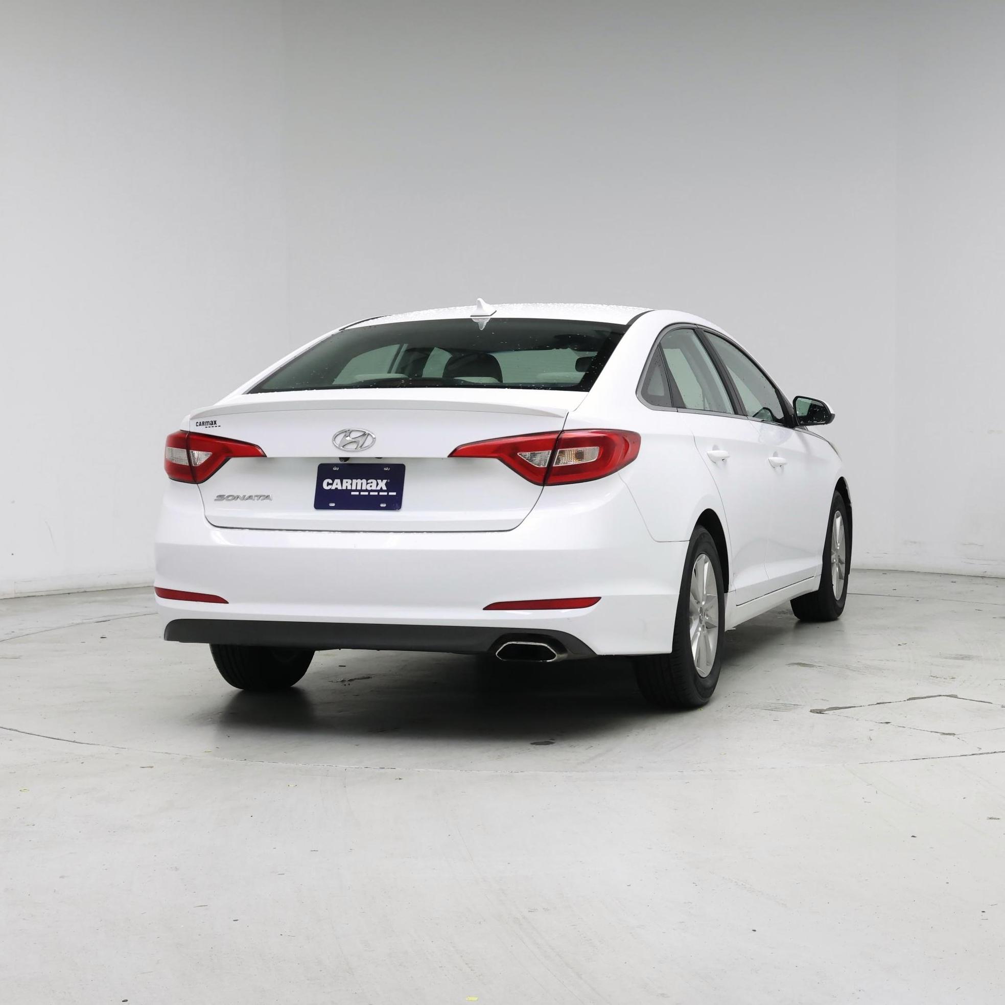 Thumbnail: 2016 Hyundai Sonata - 8