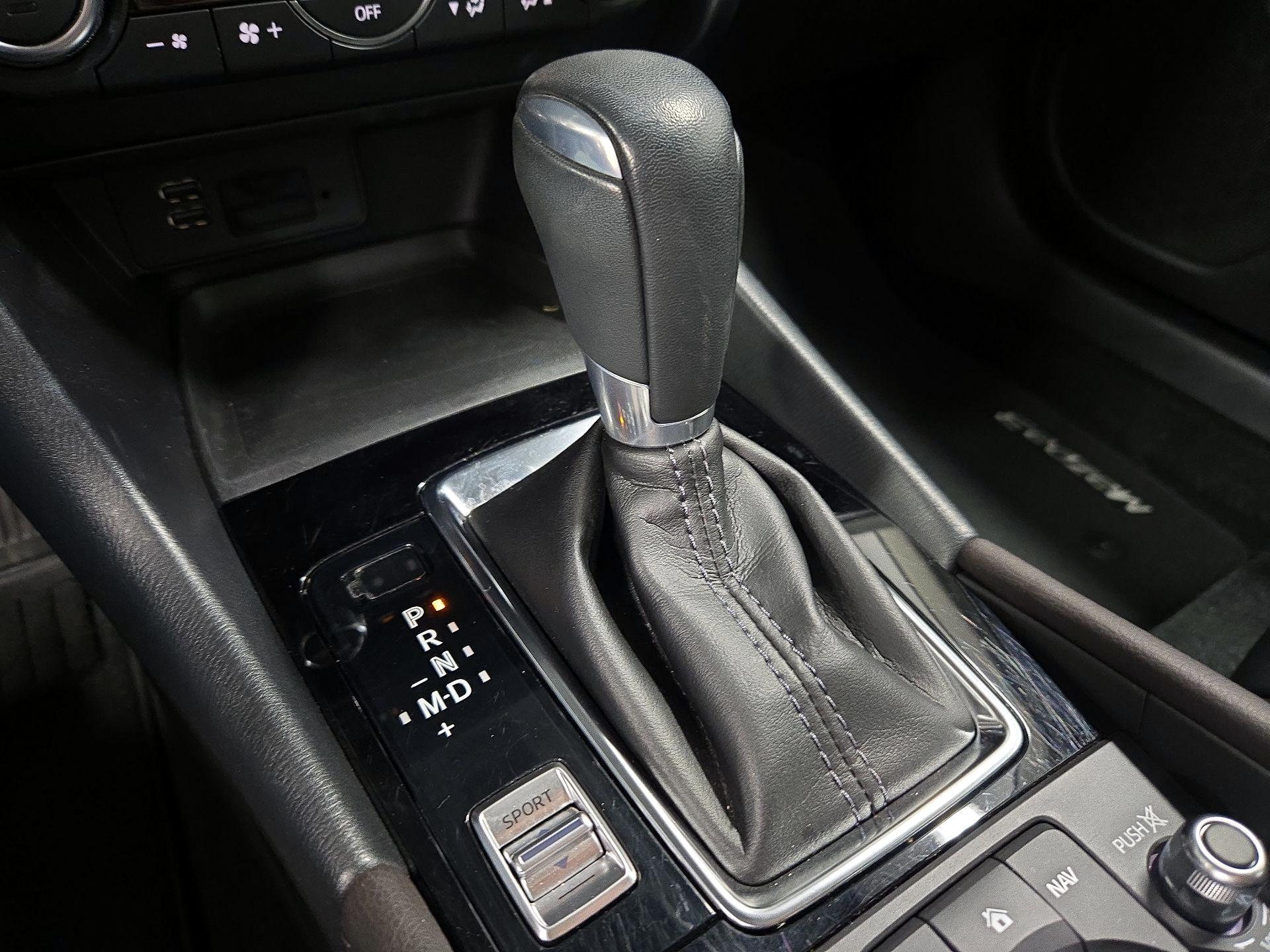 Thumbnail: 2018 Mazda Mazda3 - 18