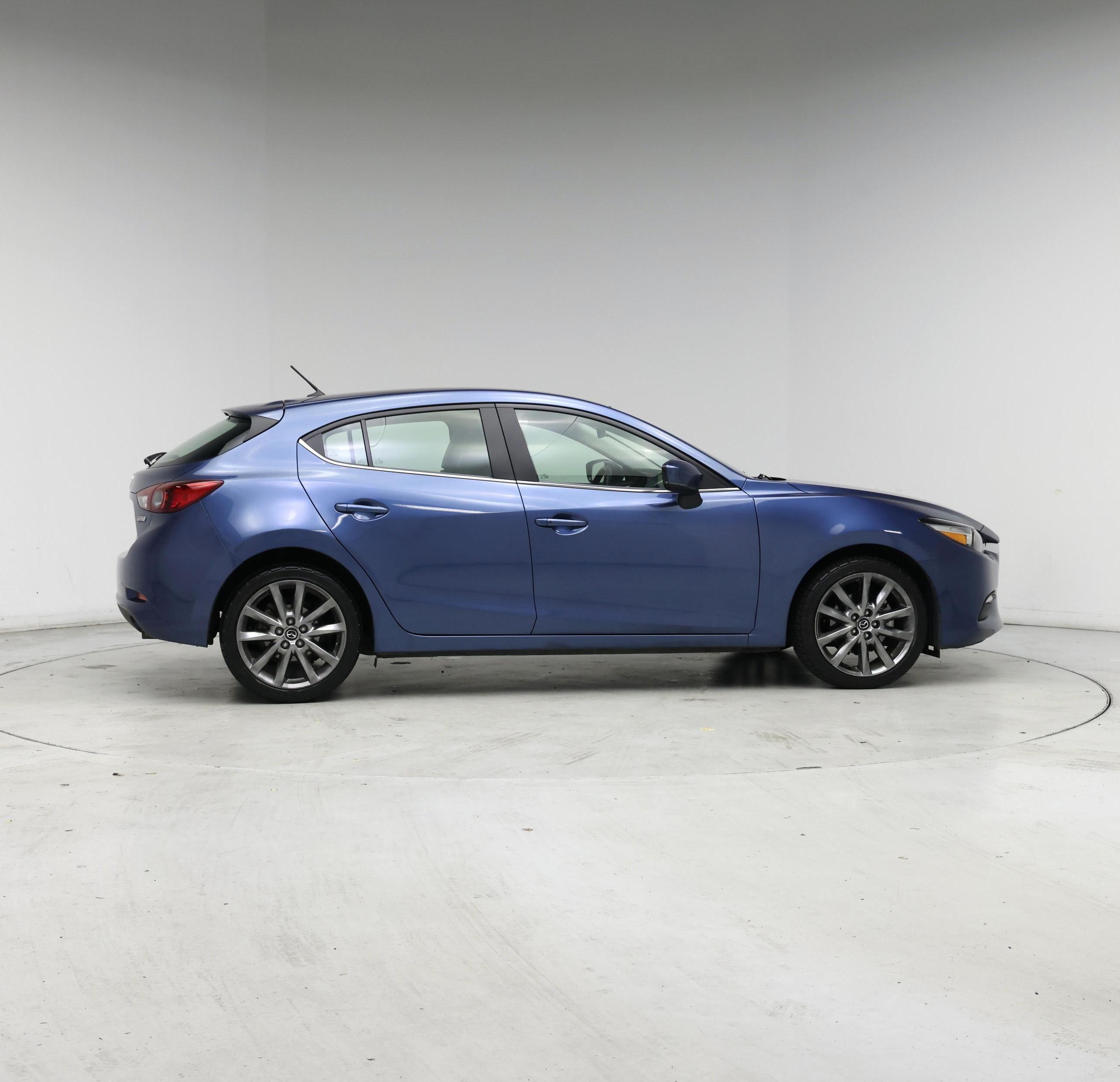 Thumbnail: 2018 Mazda Mazda3 - 7