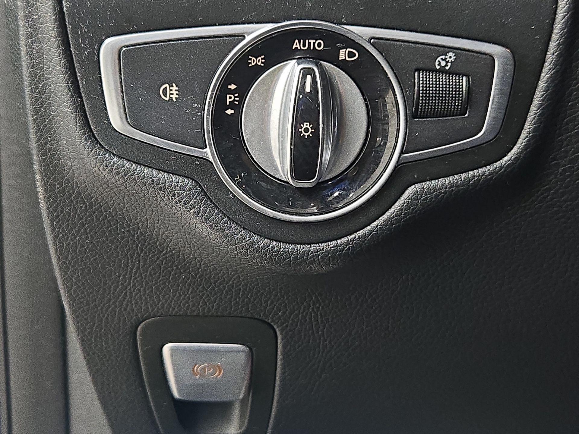 Thumbnail: 2016 Mercedes-Benz GLC - 13