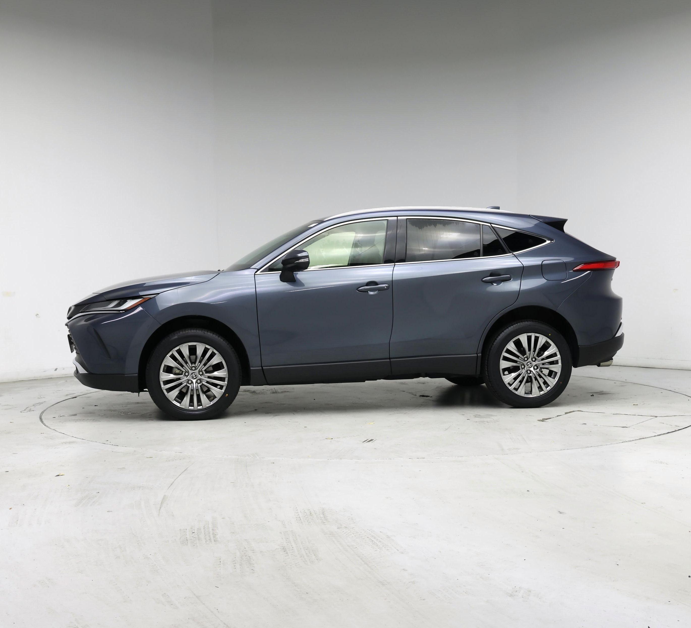 Thumbnail: 2022 Toyota Venza - 3