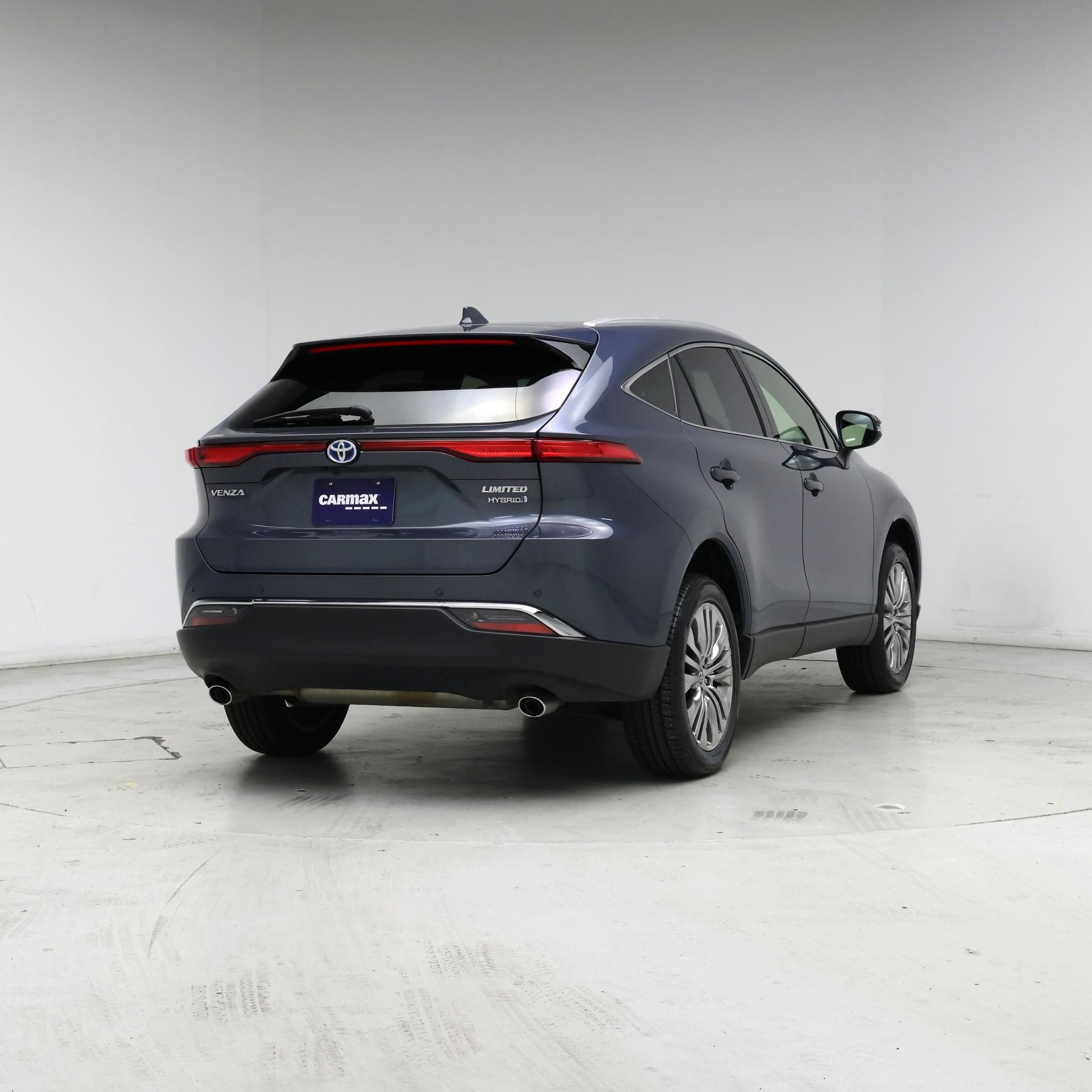 Thumbnail: 2022 Toyota Venza - 8