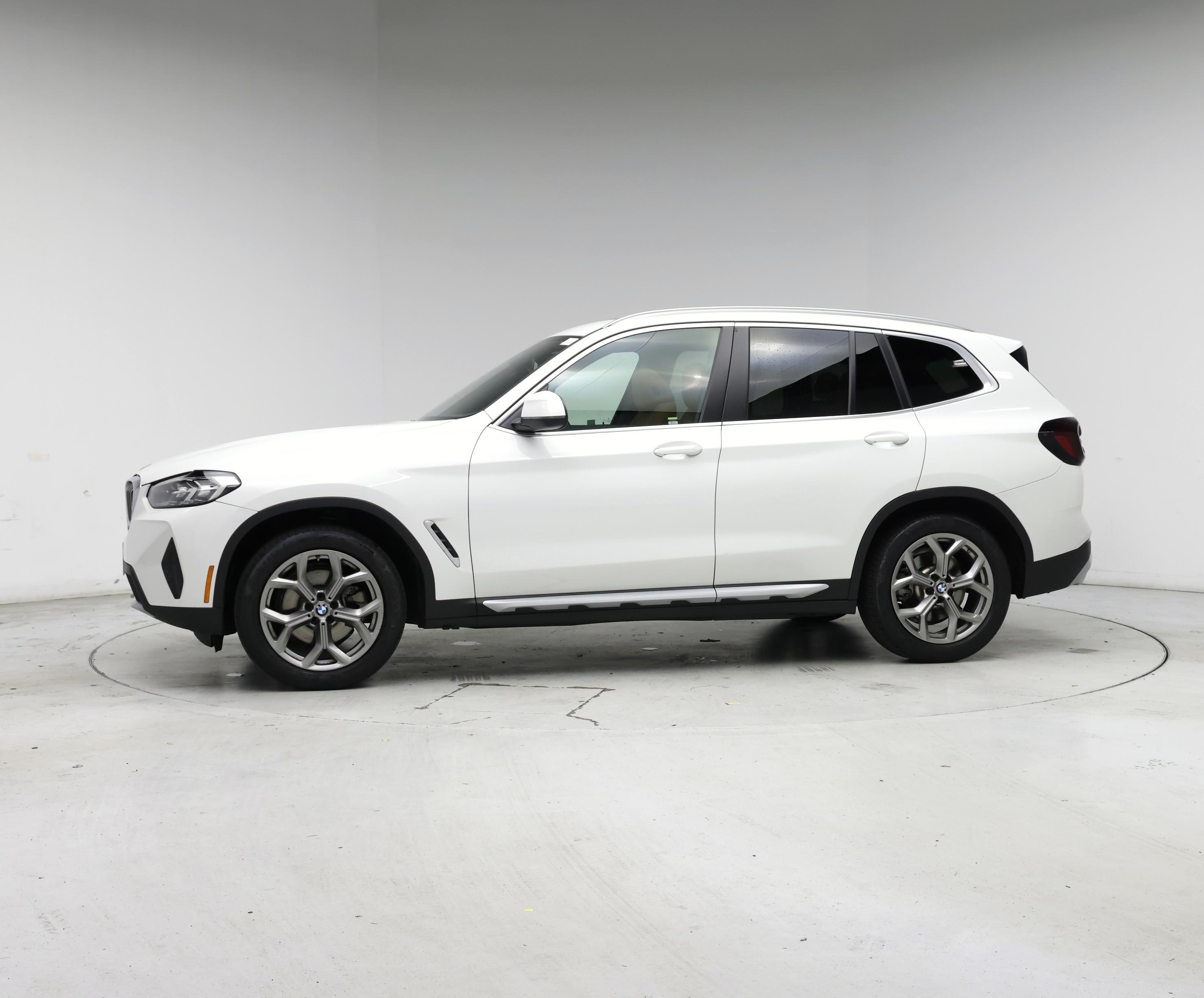 Thumbnail: 2022 BMW X3 - 3