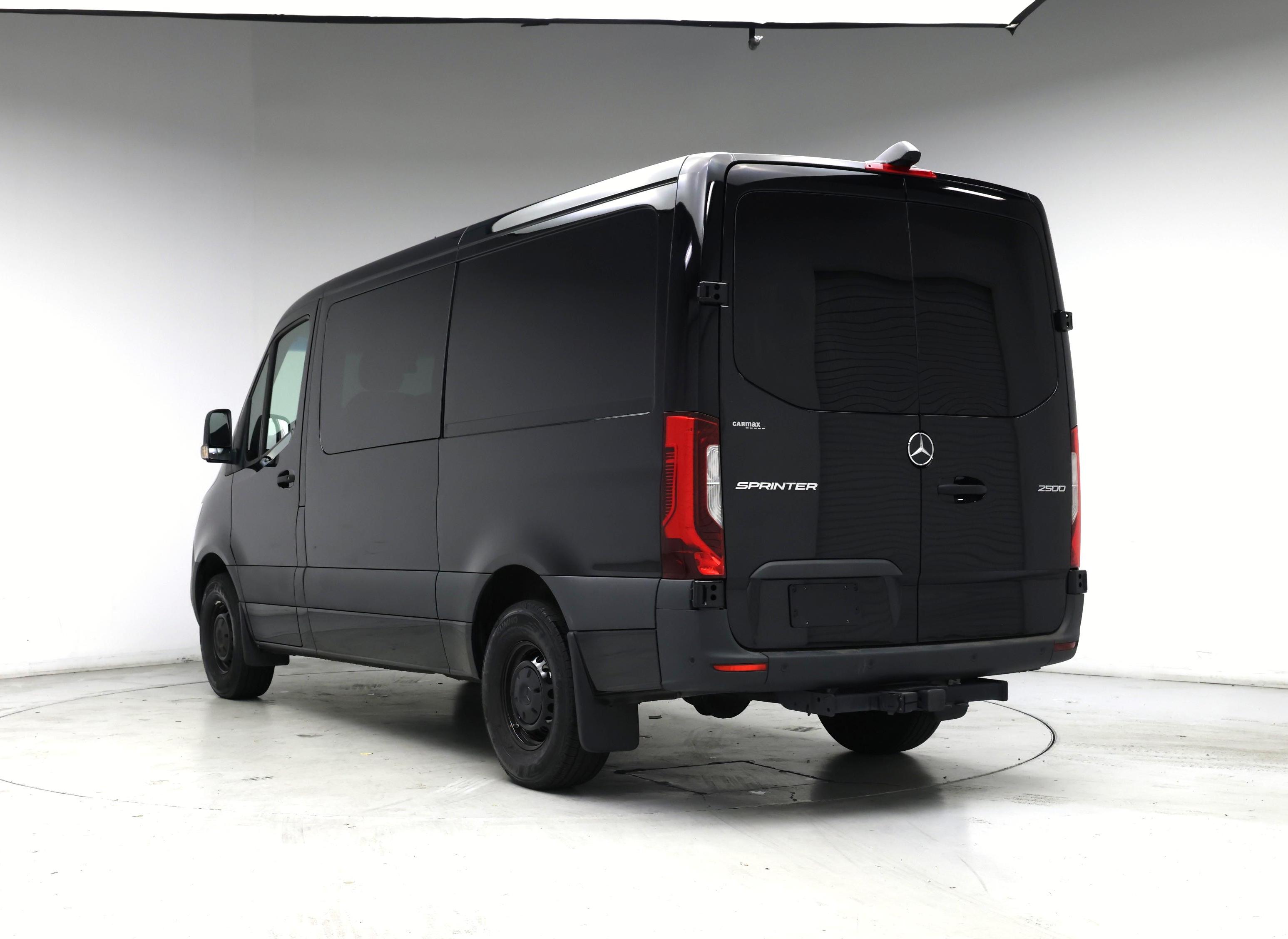 Thumbnail: 2024 Mercedes-Benz Sprinter - 2