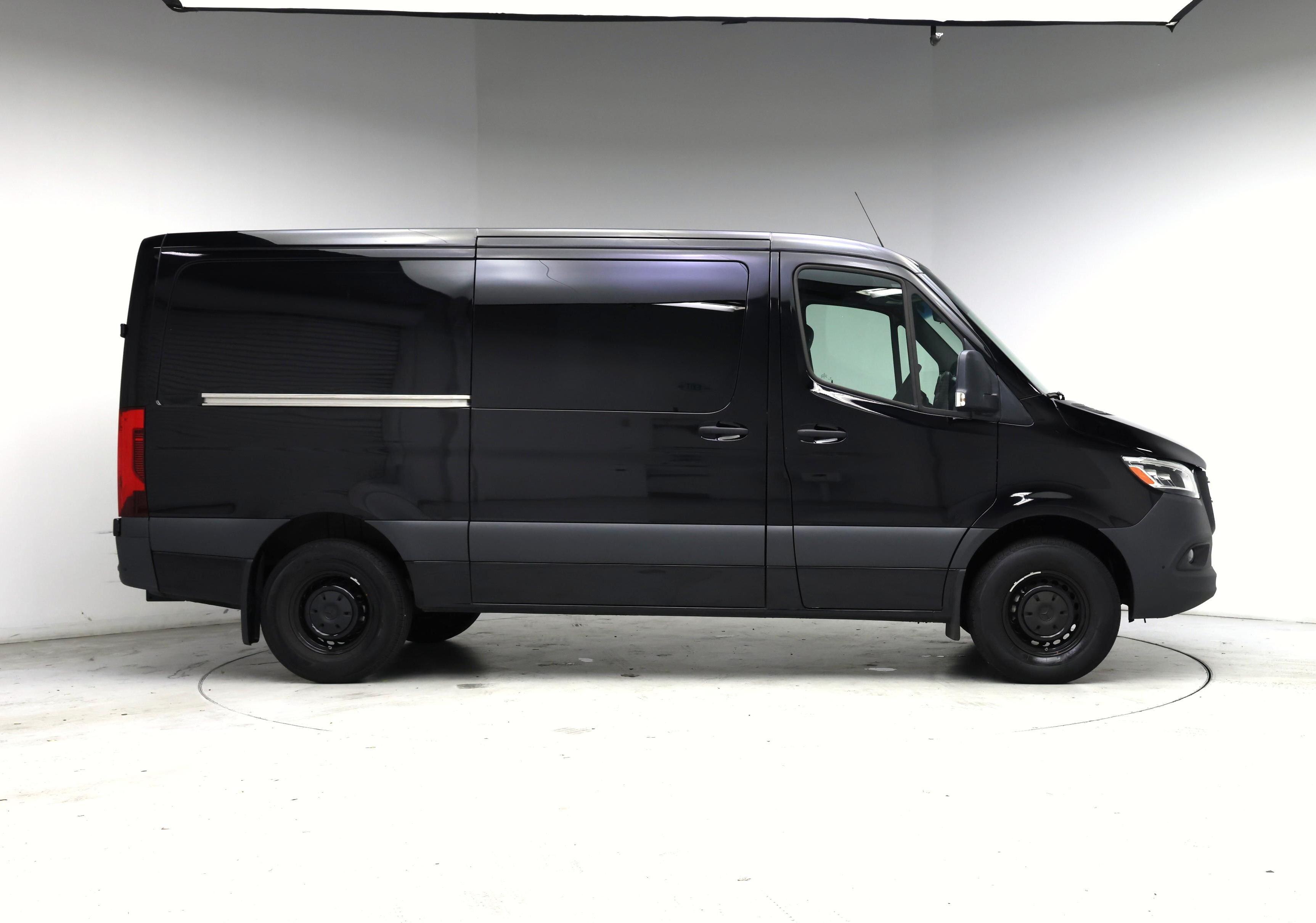 Thumbnail: 2024 Mercedes-Benz Sprinter - 7