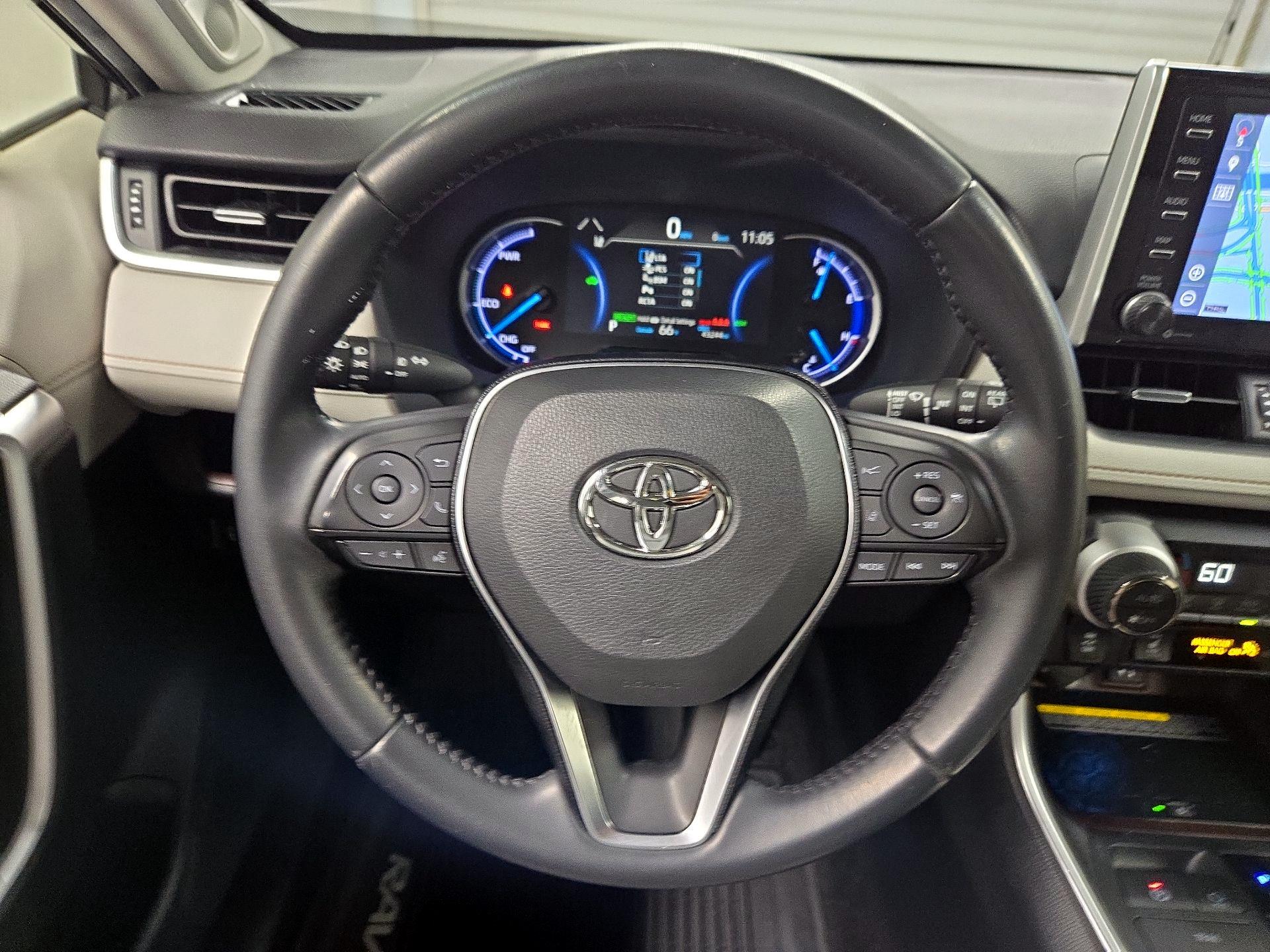 Thumbnail: 2019 Toyota RAV4 - 10