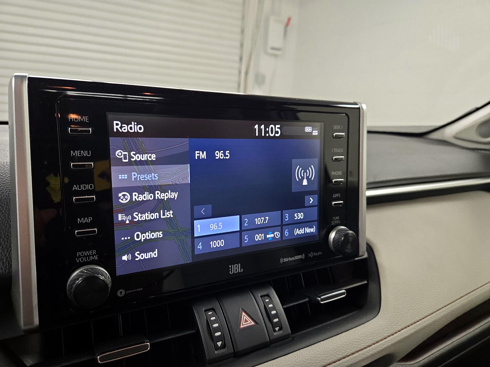 Thumbnail: 2019 Toyota RAV4 - 16