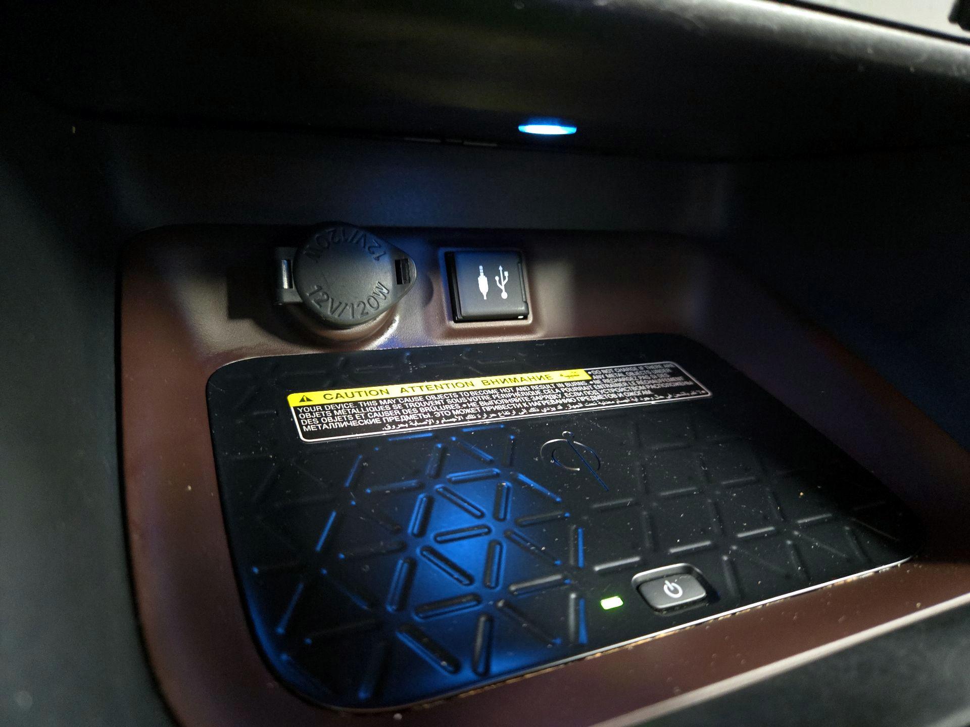Thumbnail: 2019 Toyota RAV4 - 19