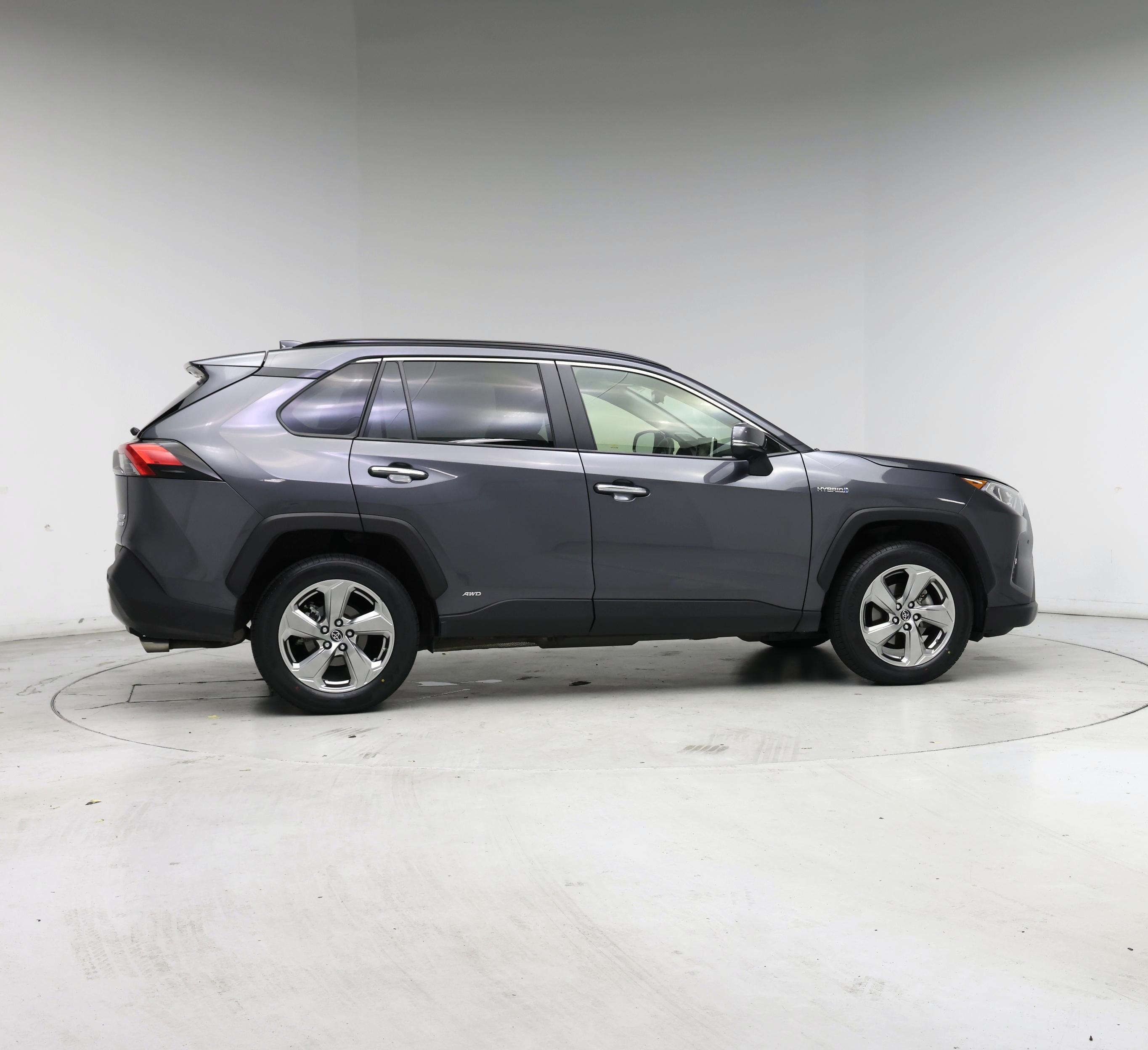 Thumbnail: 2019 Toyota RAV4 - 7