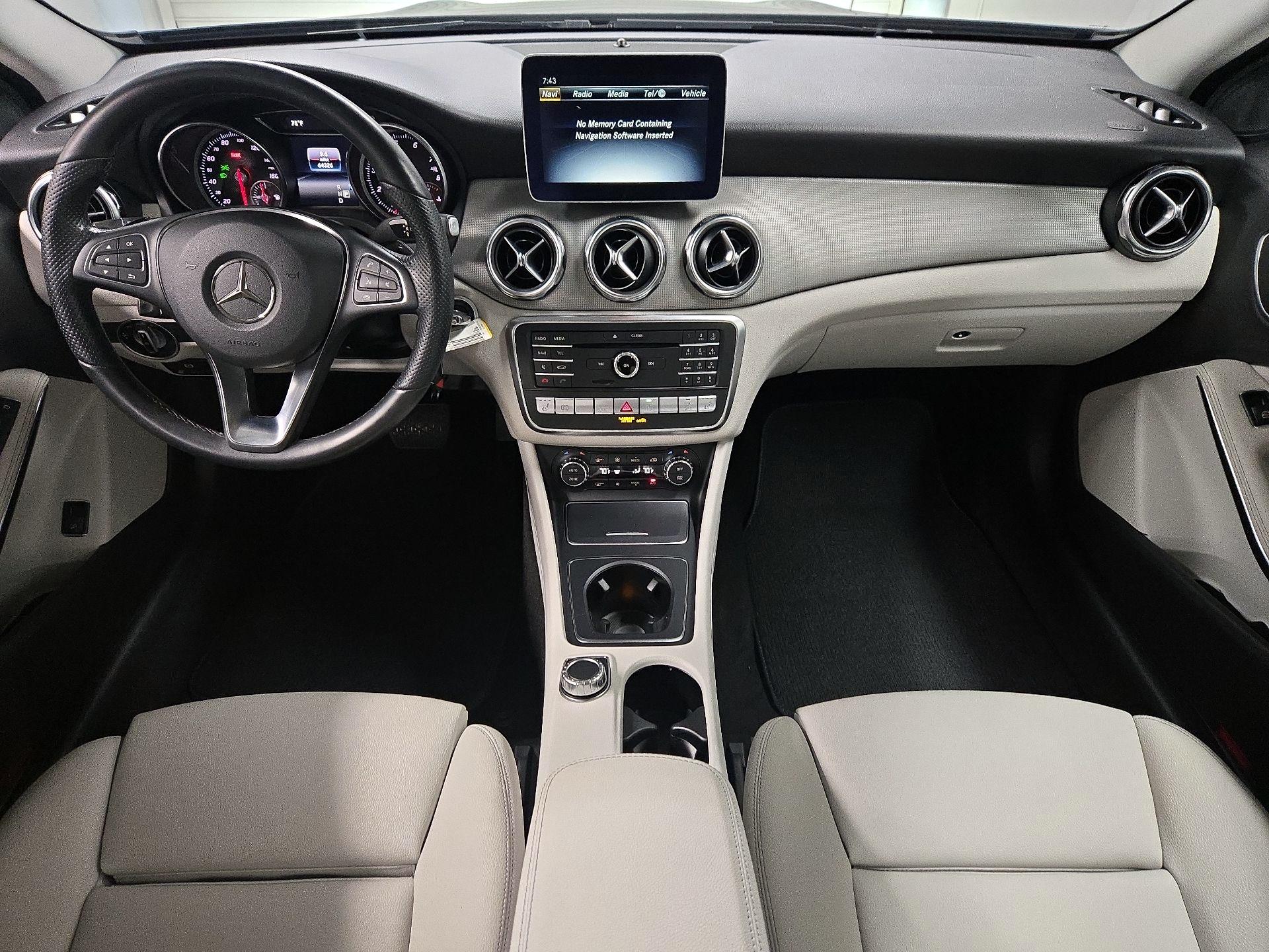 Thumbnail: 2020 Mercedes-Benz GLA - 9